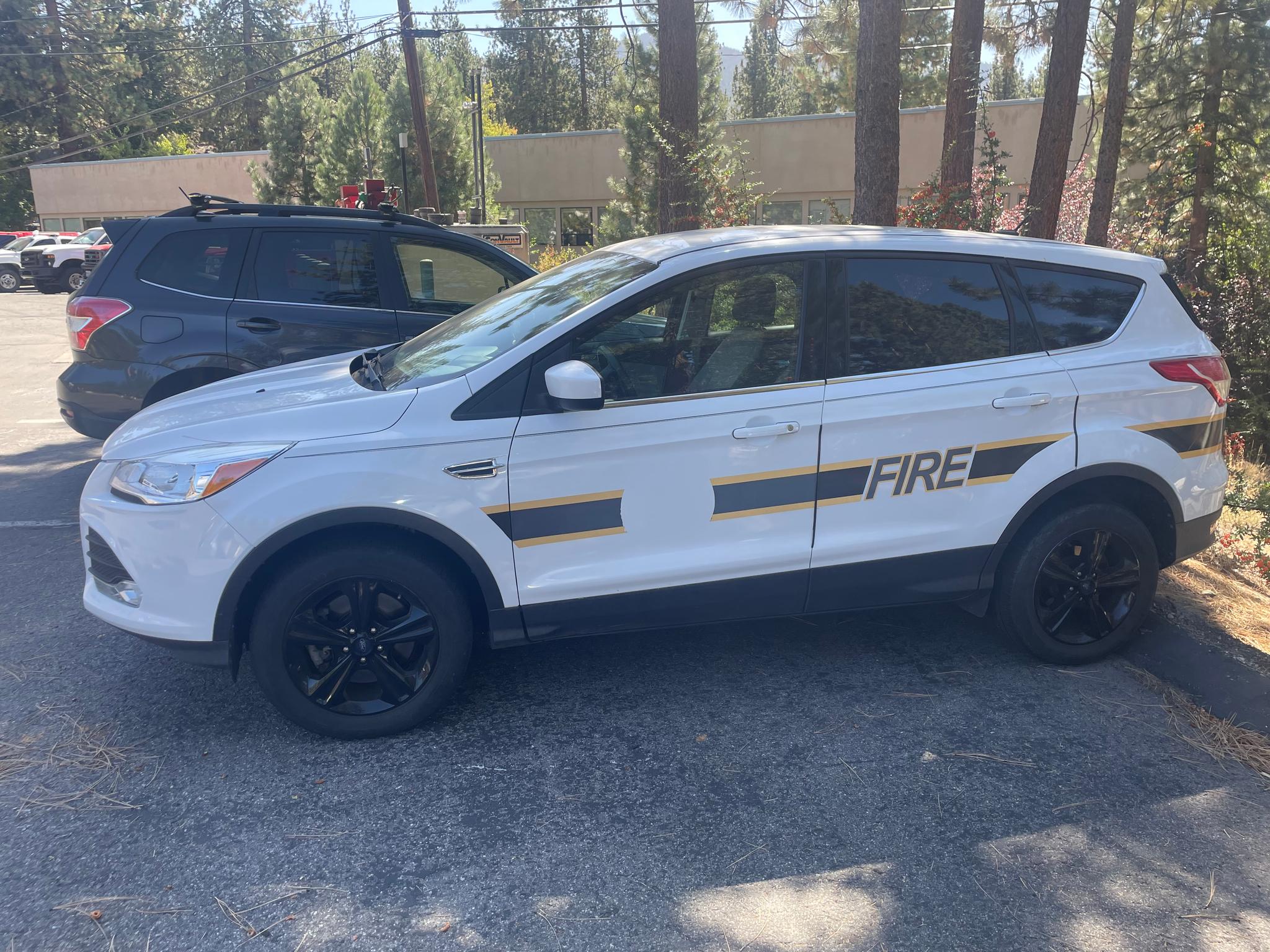 2016 Ford Escape SE AWD - image 2