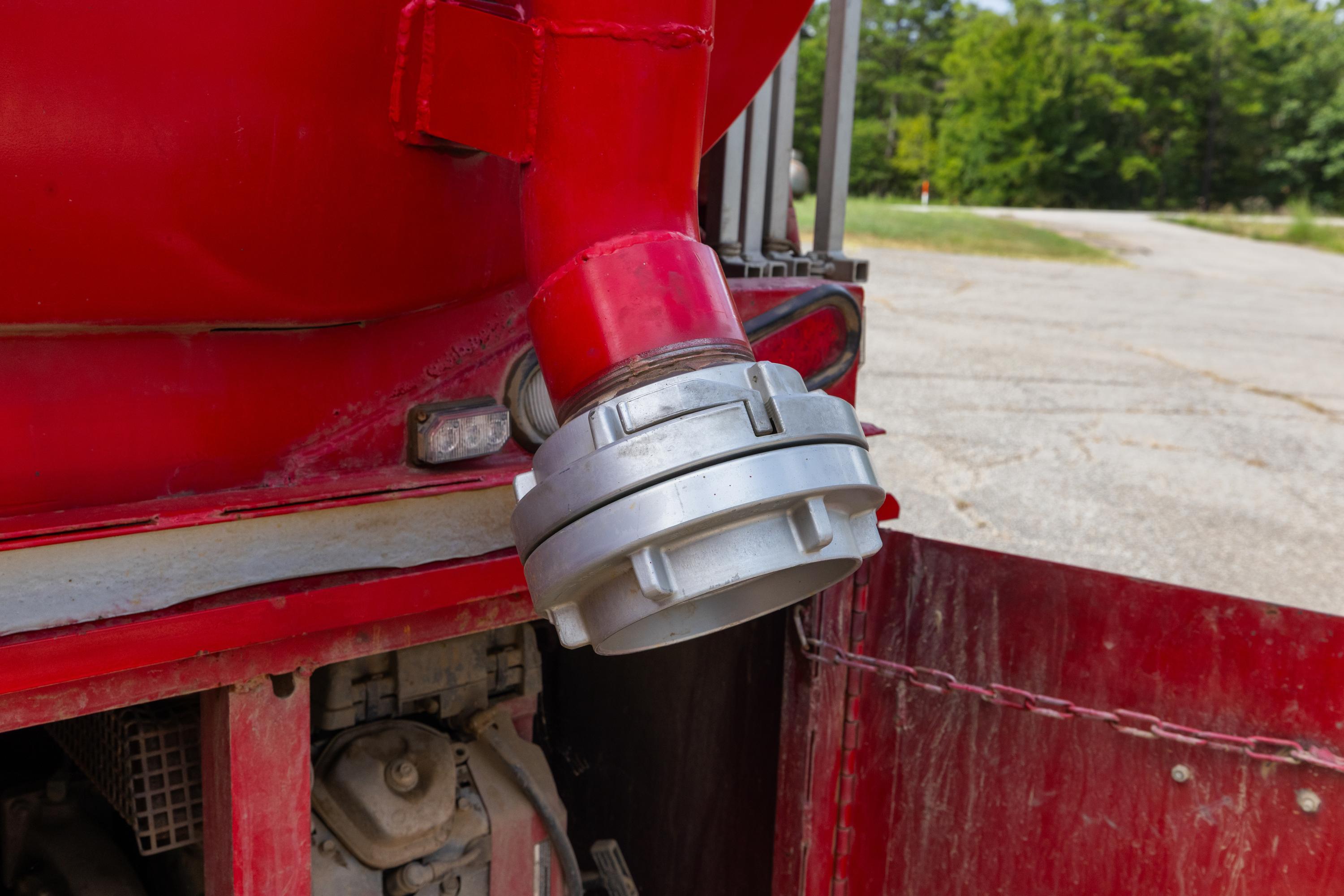 1997 Ford L8000 Pumper Tanker - image 24