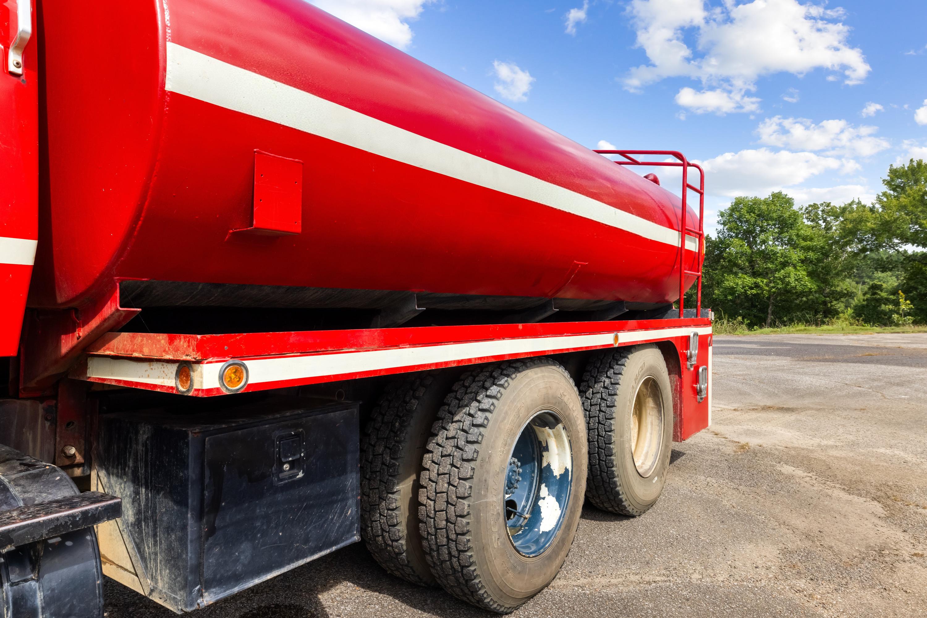 1997 Ford L8000 Pumper Tanker - image 19