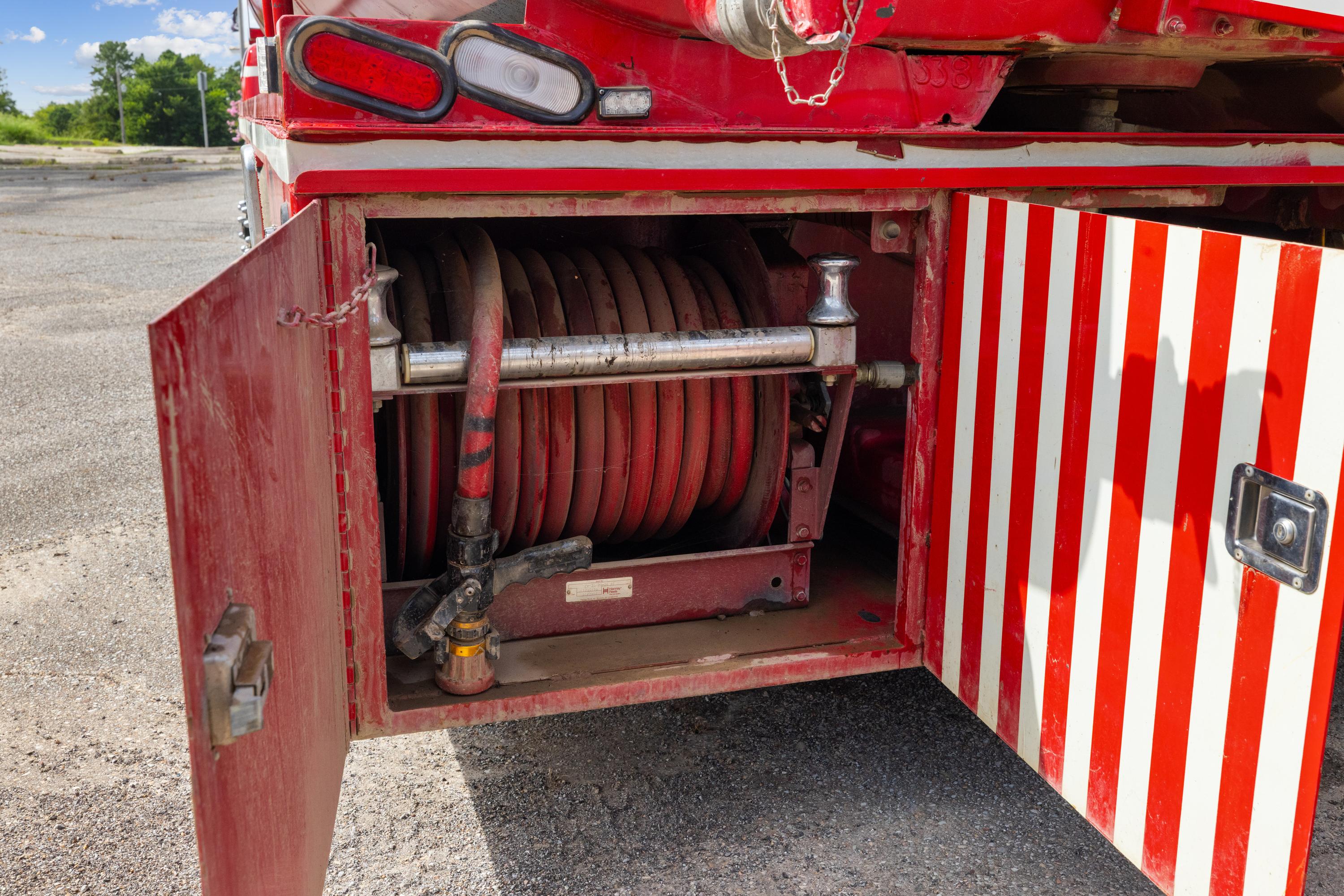 1997 Ford L8000 Pumper Tanker - image 21