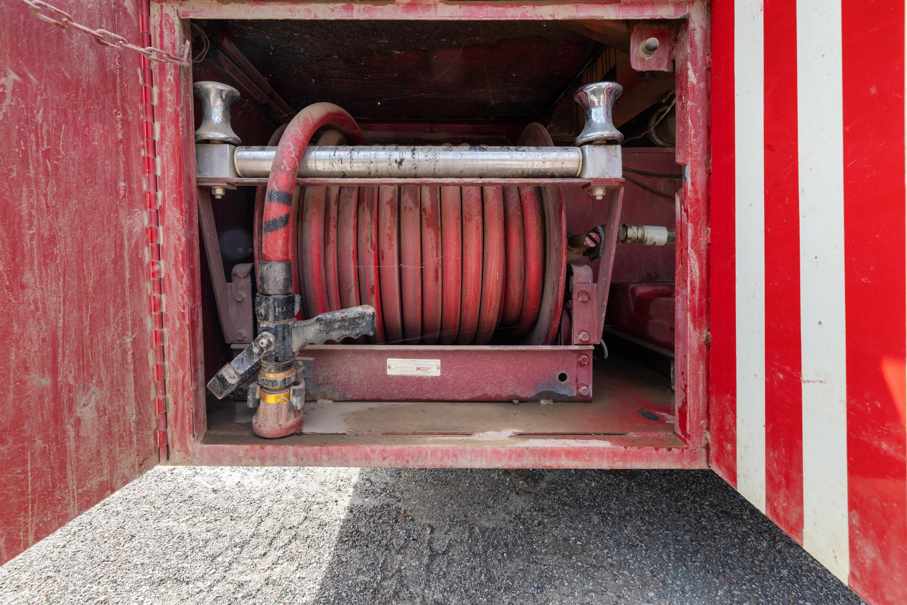 1997 Ford L8000 Pumper Tanker - image 22