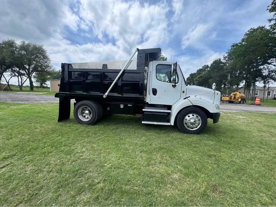 2017 Freightliner M2 Dump Truck