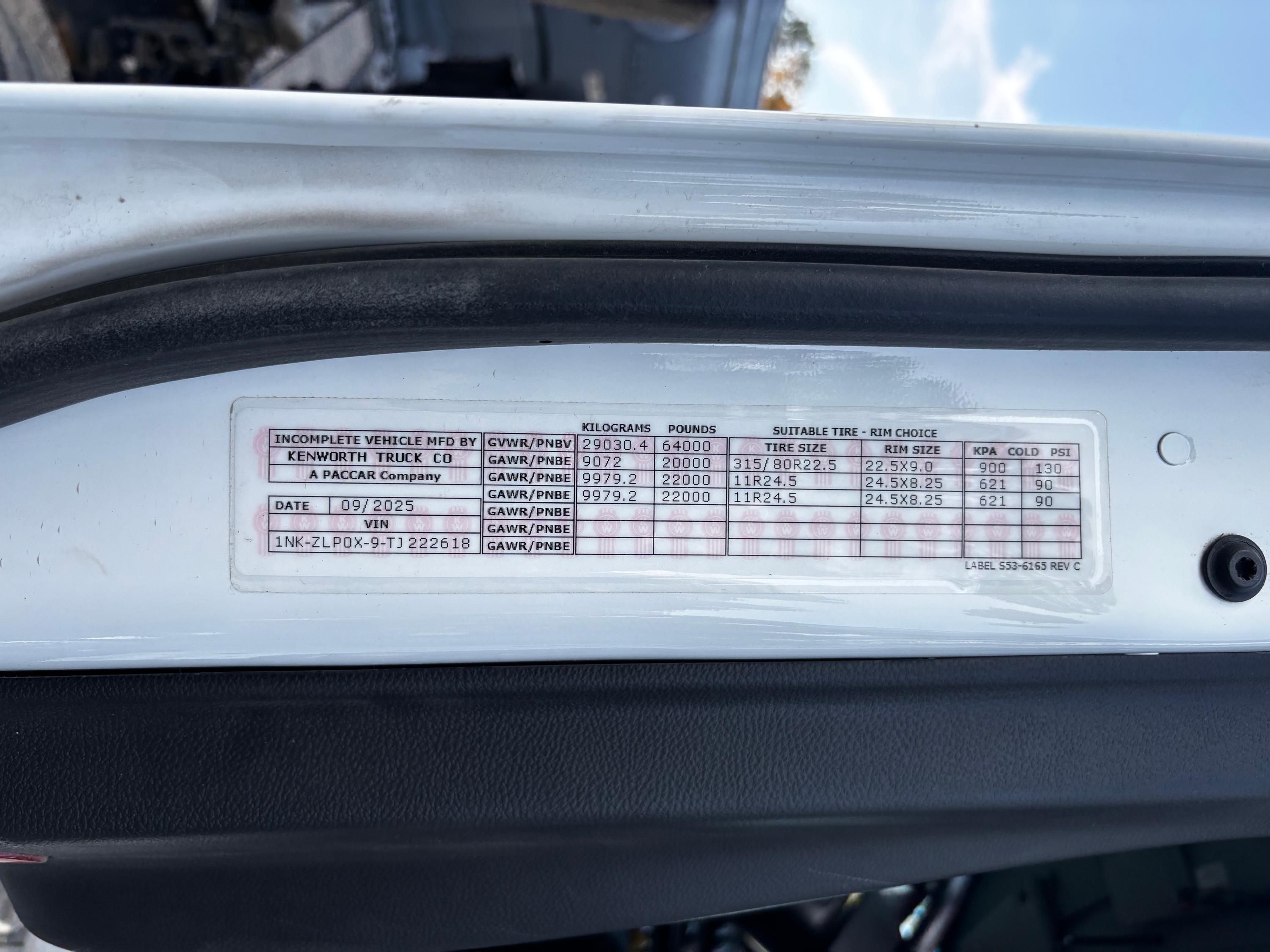 2026 Kenworth T880 Dump Truck (G107) - image 36