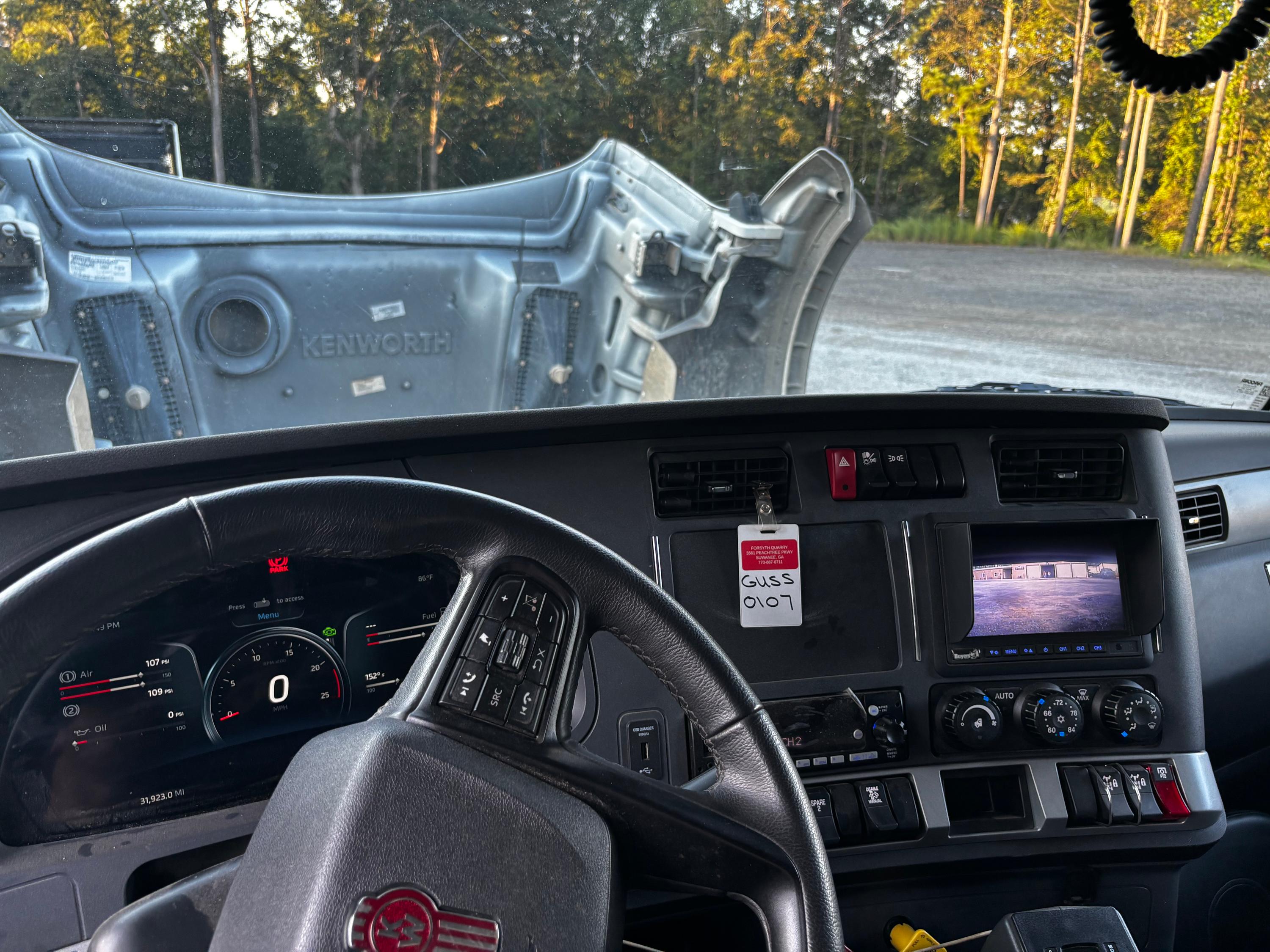 2026 Kenworth T880 Dump Truck (G107) - image 15