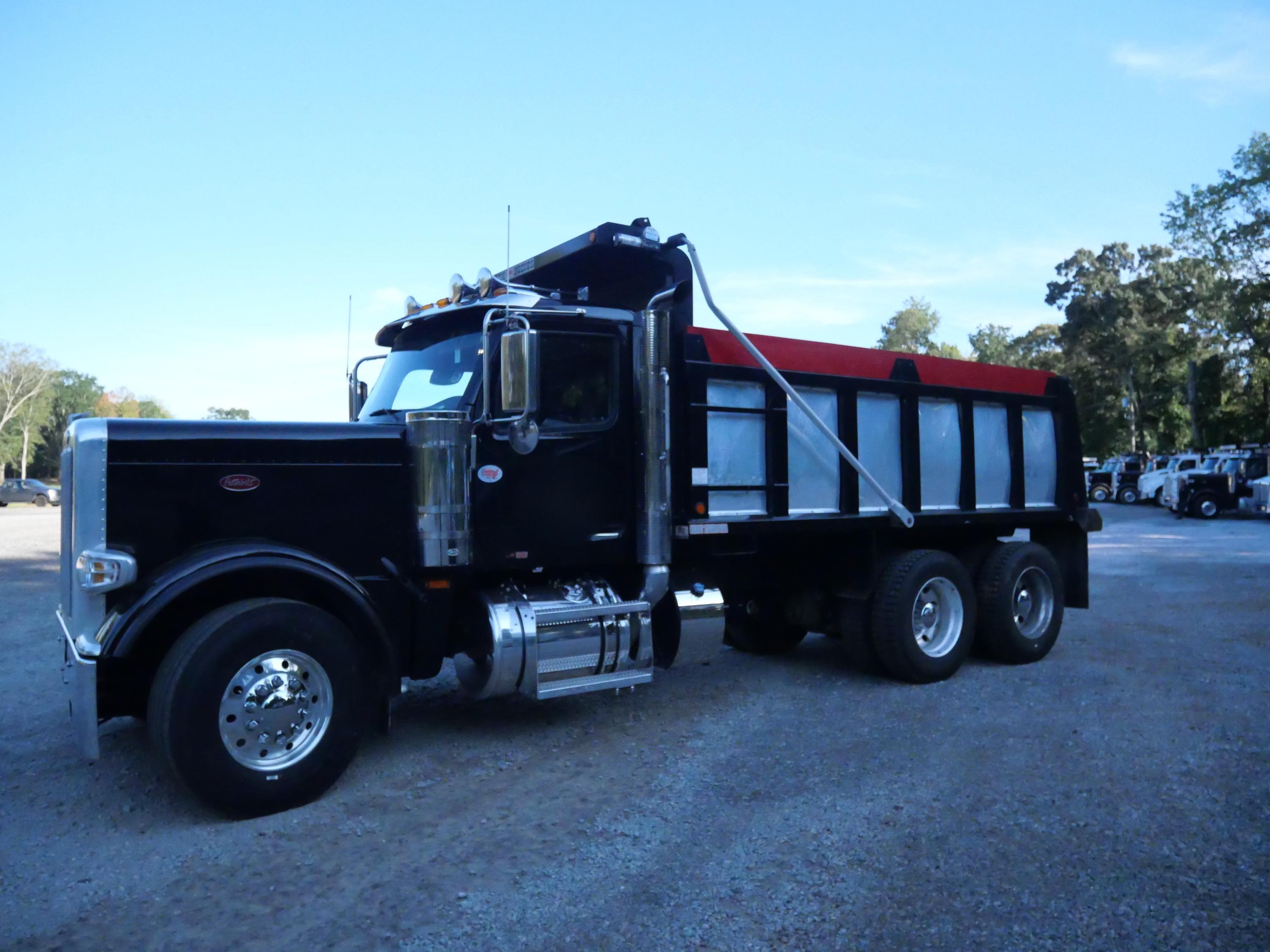 2025 Peterbilt 589 Dump Truck (G112) - image 4
