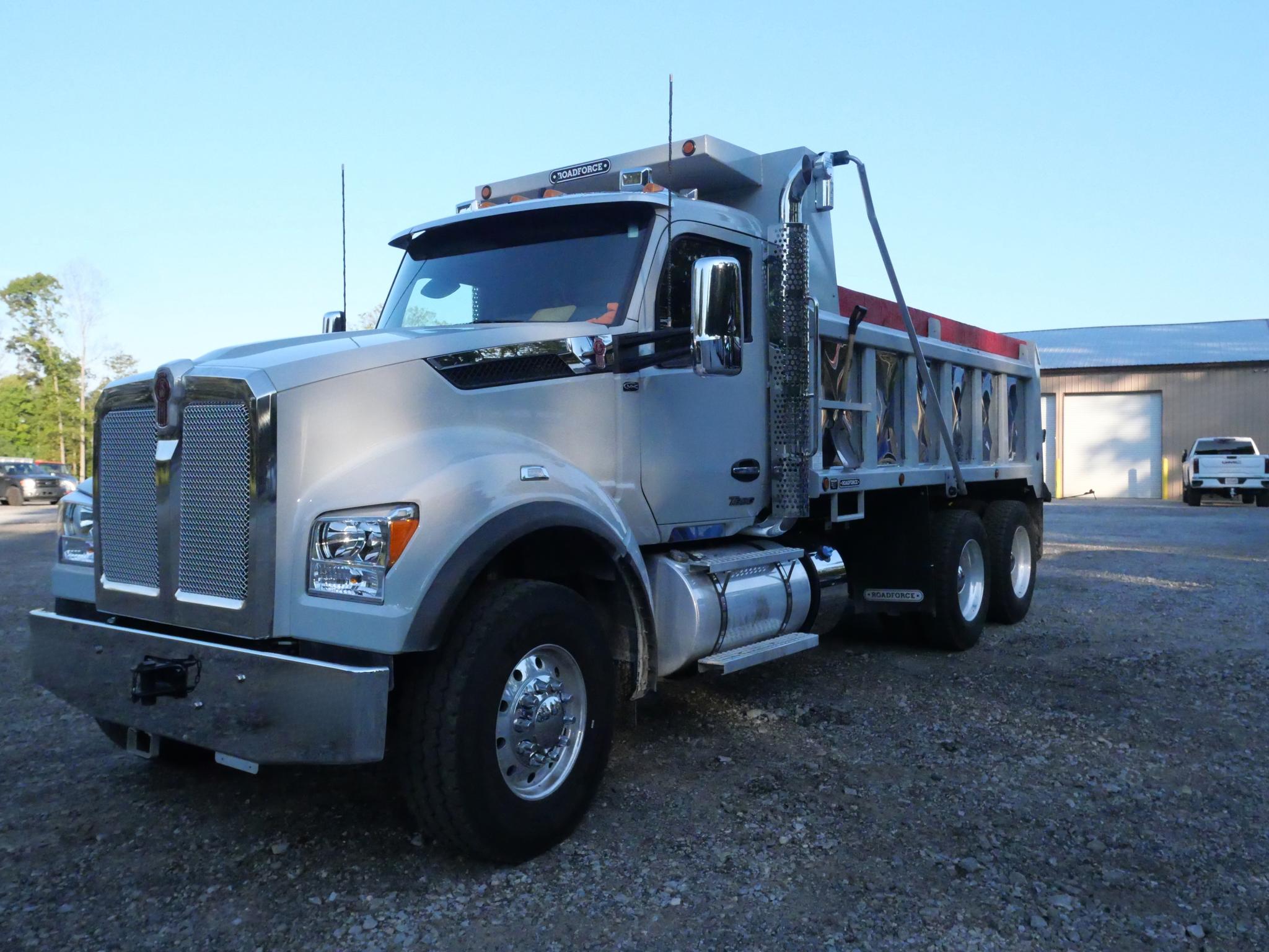 2026 Kenworth T880S PH Dump Truck (G100) - image 2
