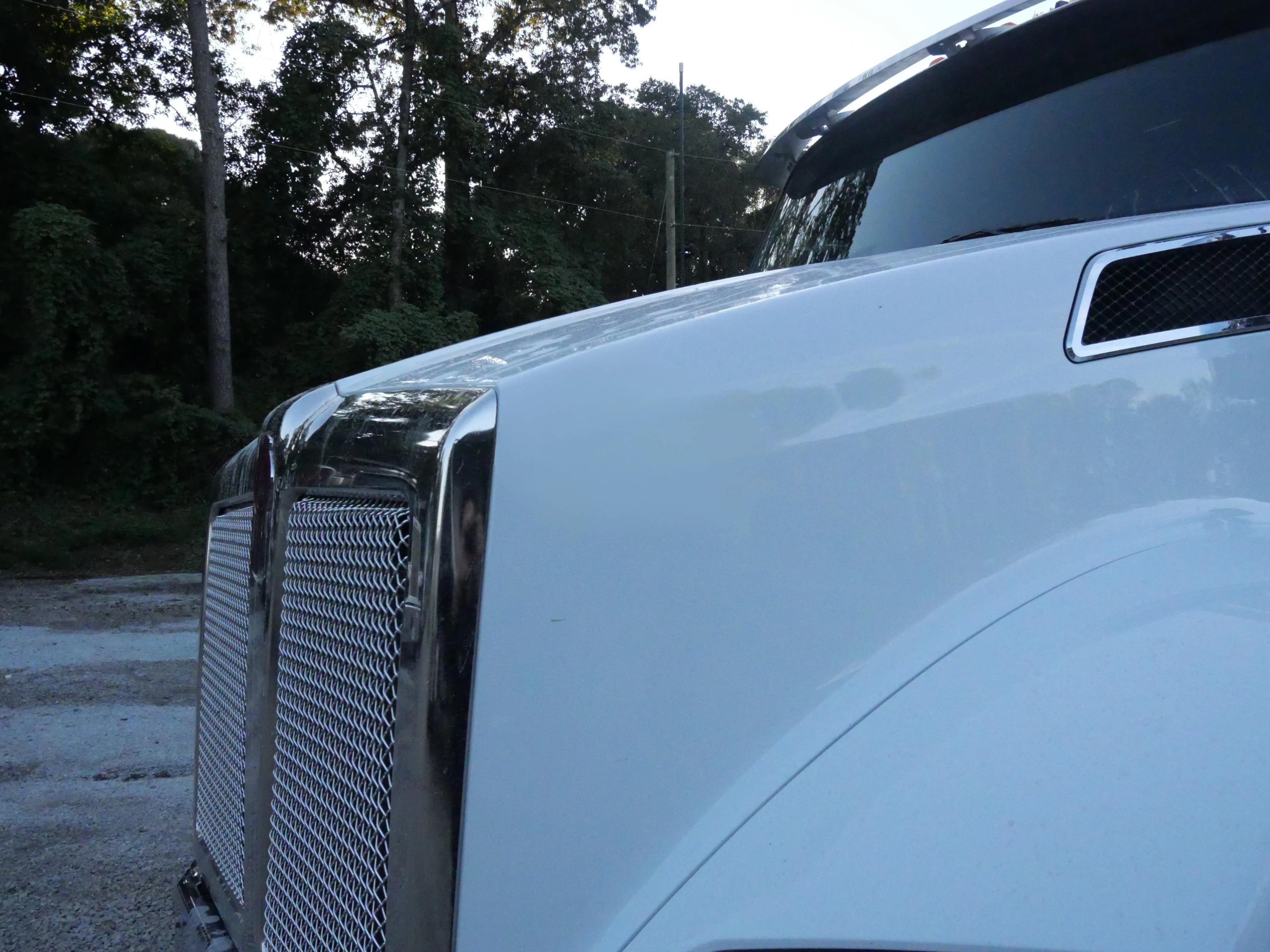 2026 Kenworth T880 Dump Truck (G83) - image 2