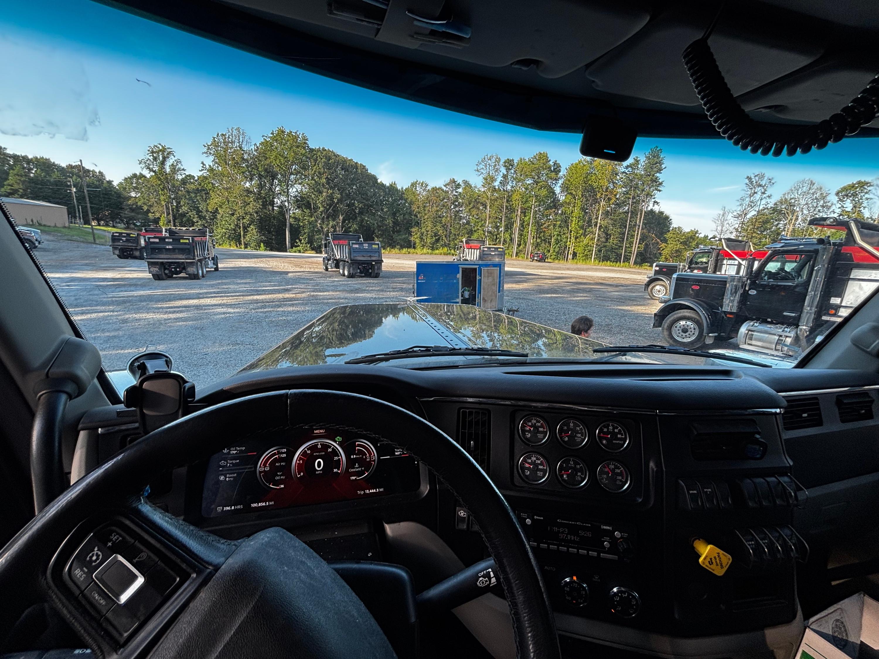 2025 Peterbilt 589 Dump Truck (G113) - image 15