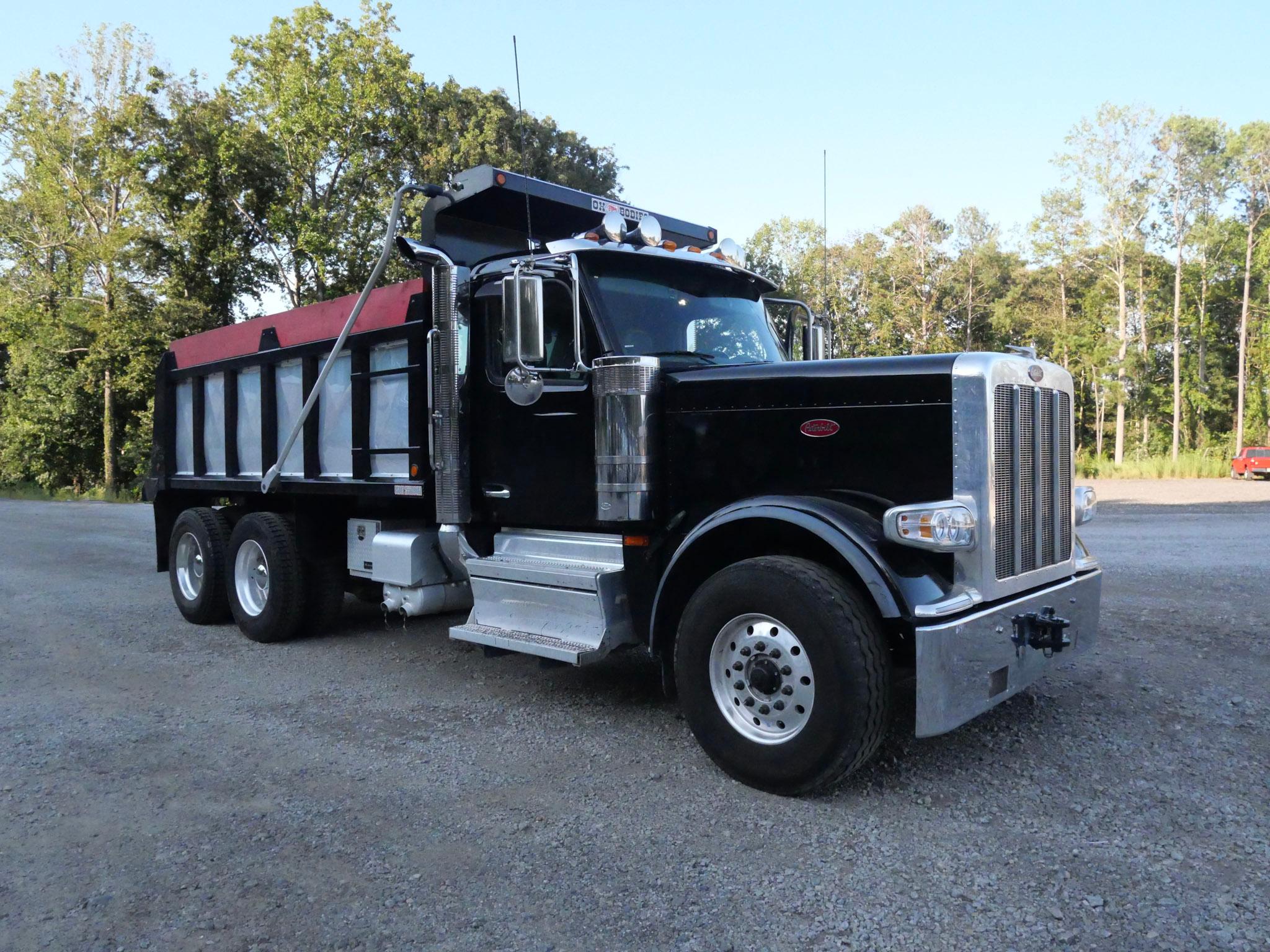 2025 Peterbilt 589 Dump Truck (G121) - image 2