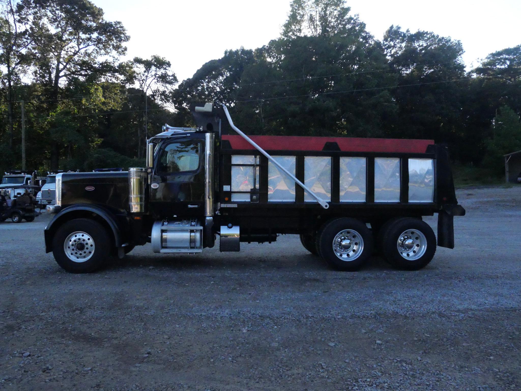 2025 Peterbilt 589 Dump Truck (G121) - image 5