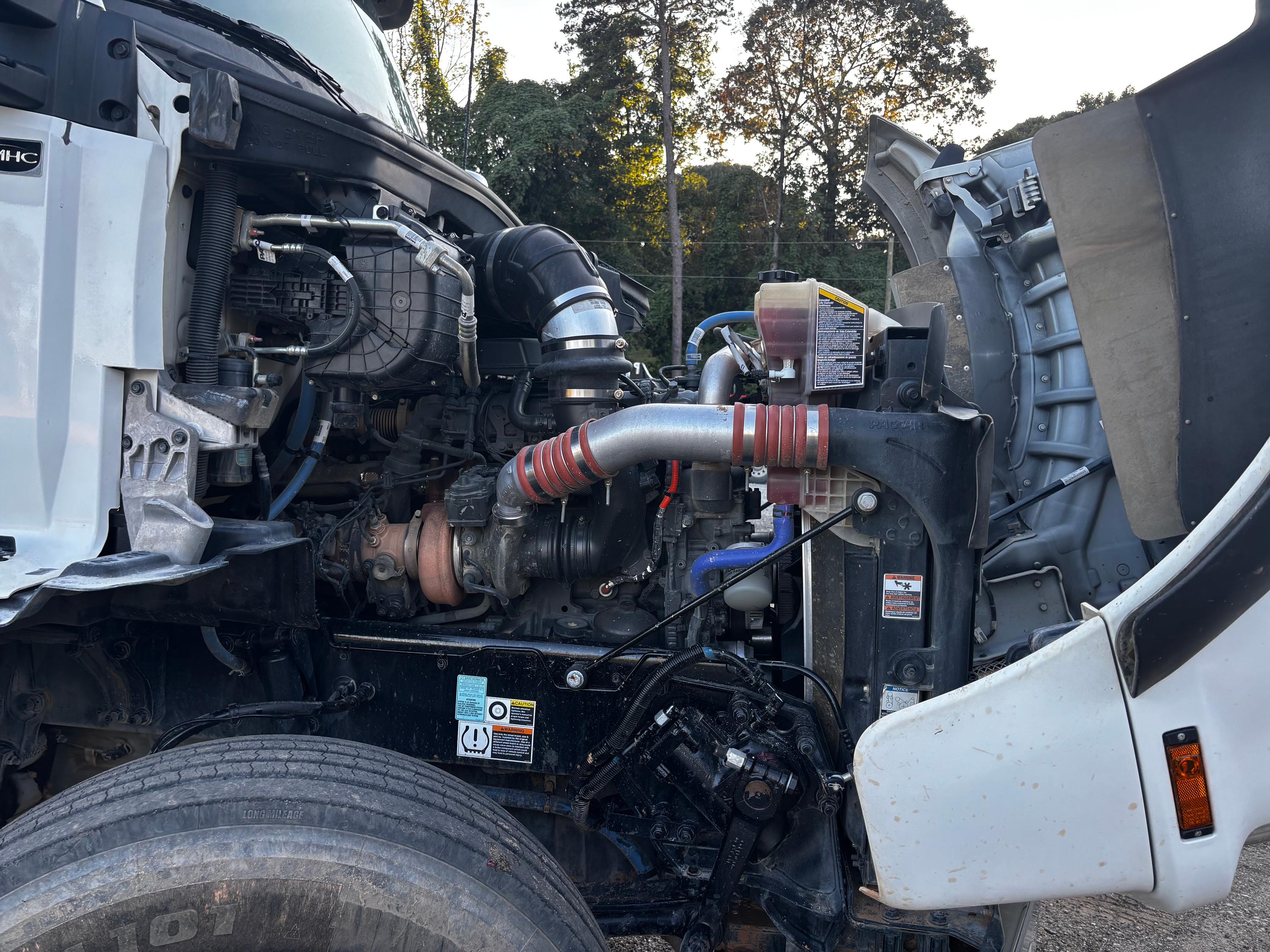 2026 Kenworth T880 Dump Truck (G107) - image 26