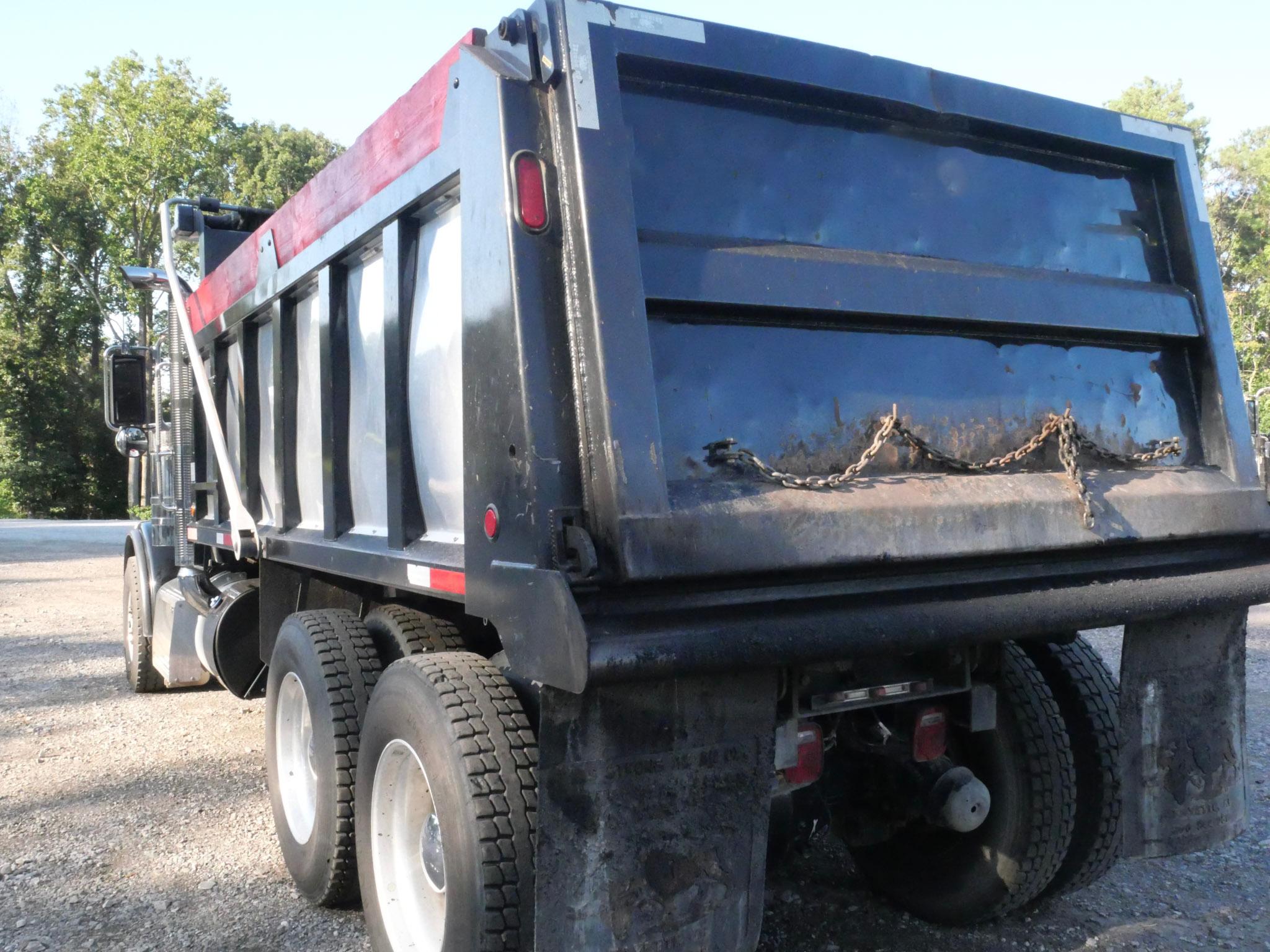 2025 Peterbilt 589 Dump Truck (G116) - image 21