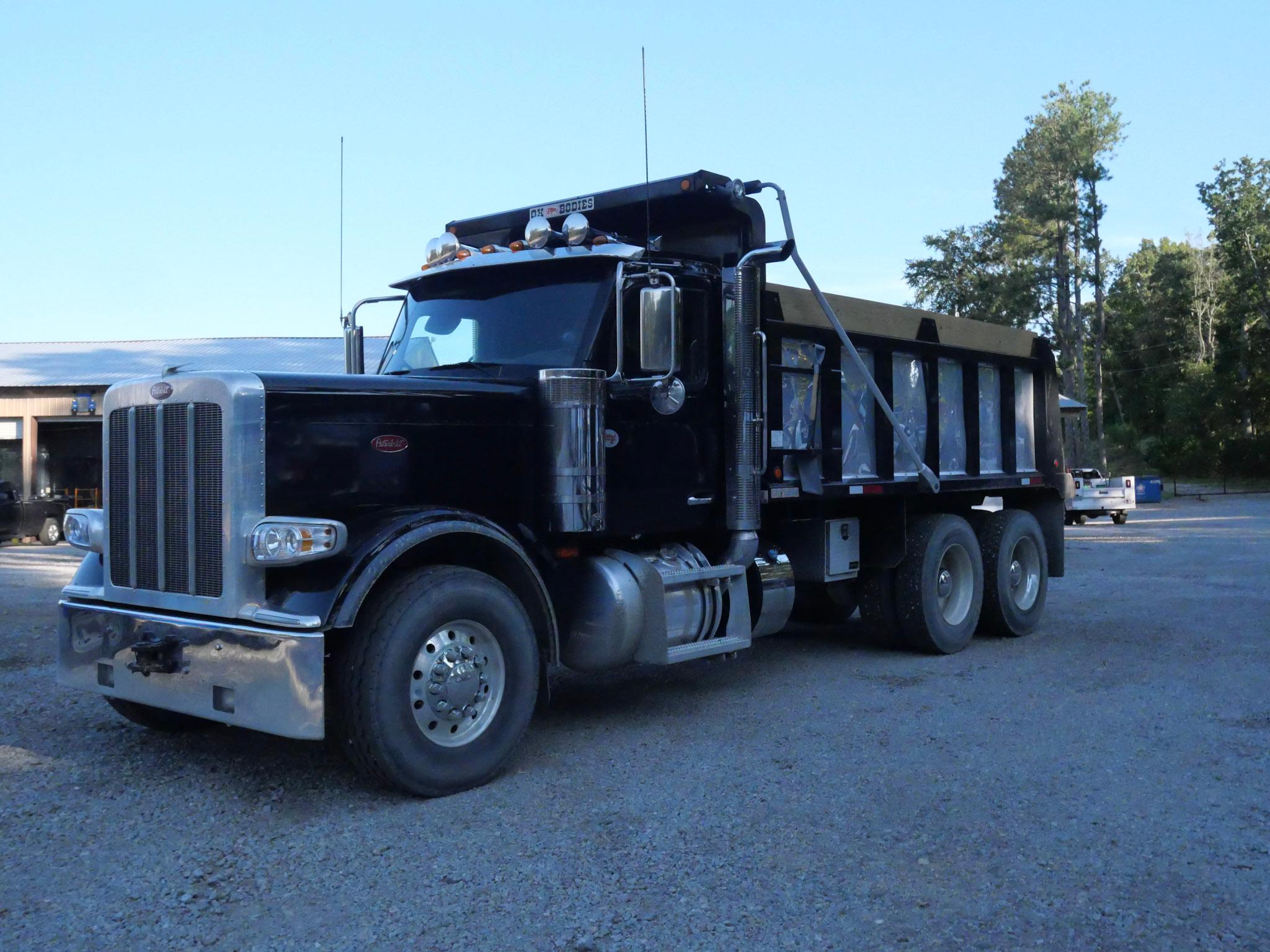 2025 Peterbilt 589 Dump Truck (G117) - image 5