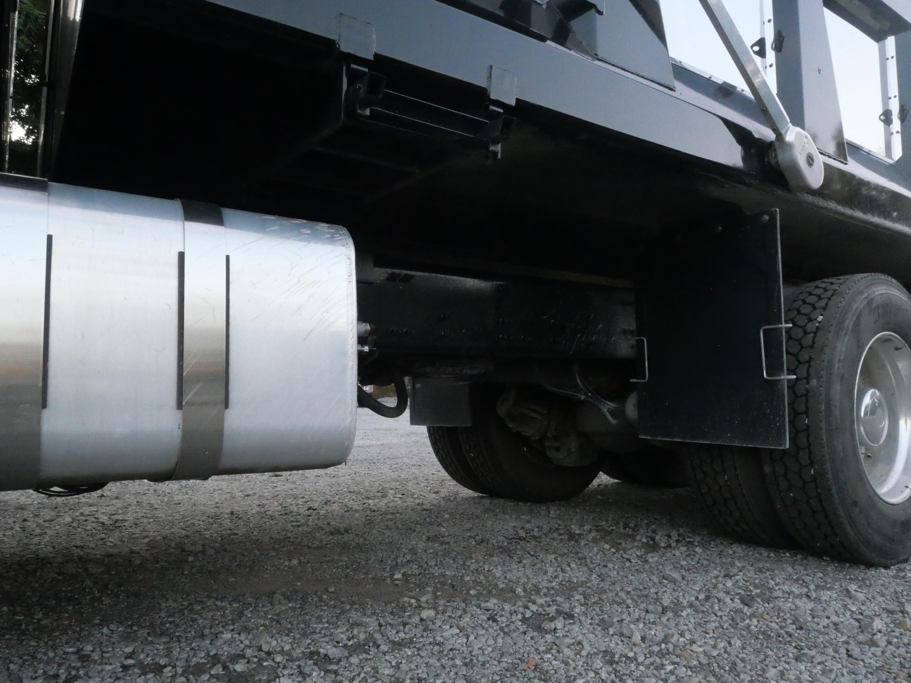 2026 Mack 64FR Dump Truck (G129) - image 20