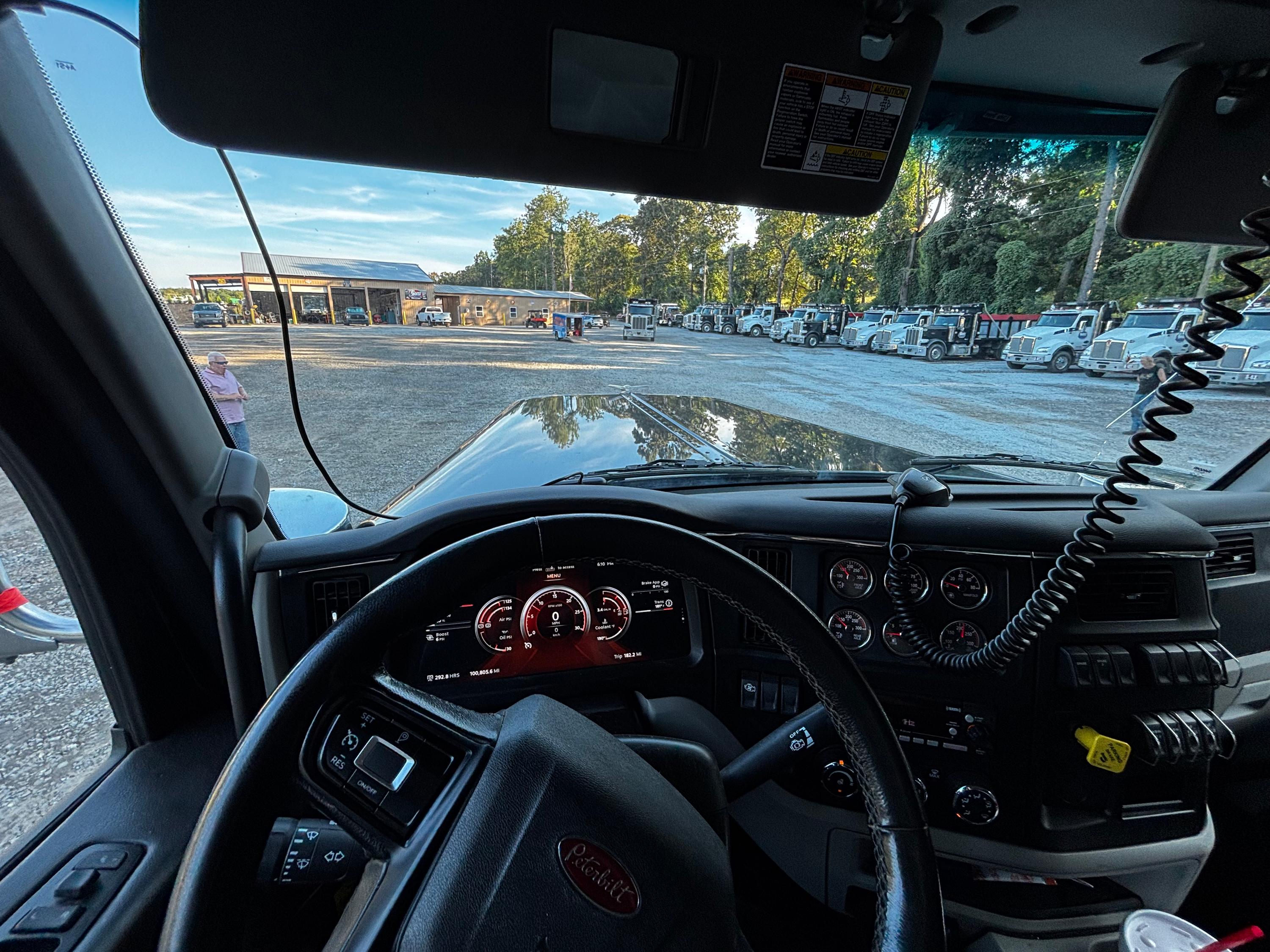 2025 Peterbilt 589 Dump Truck (G121) - image 15