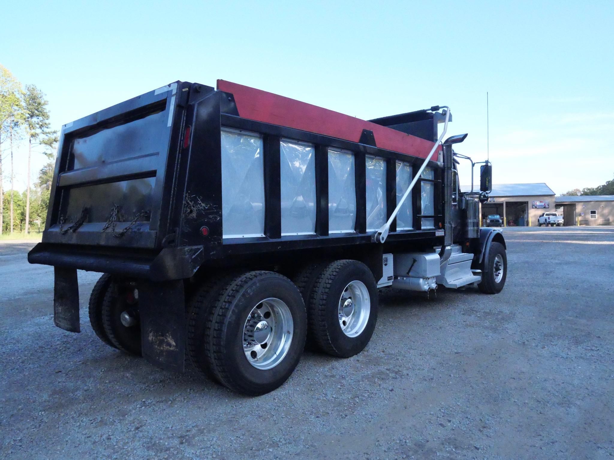 2025 Peterbilt 589 Dump Truck (G121) - image 8