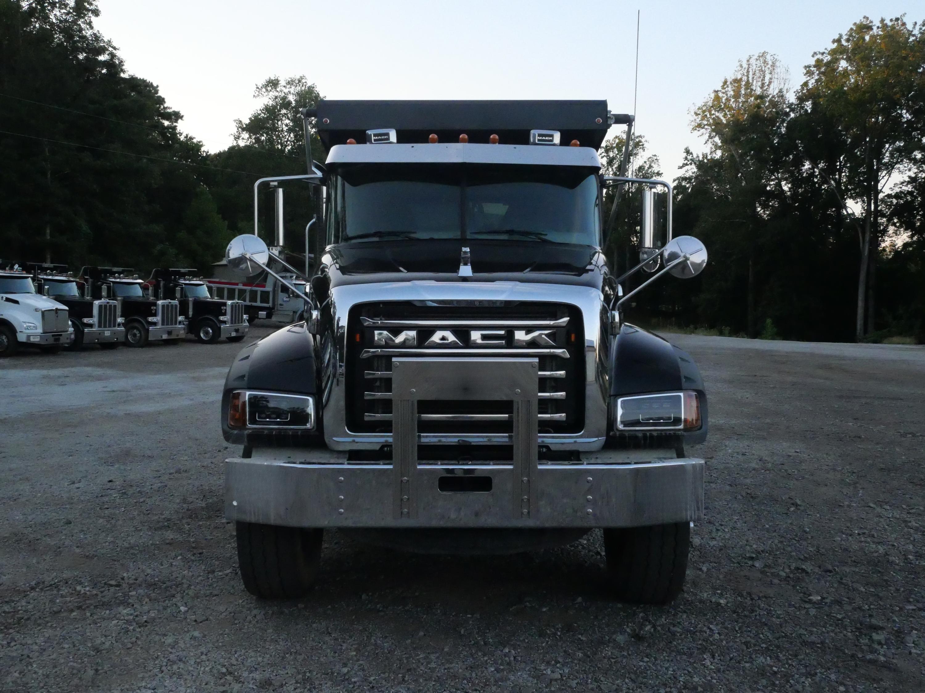 2026 Mack 64FR Dump Truck (G129) - image 4
