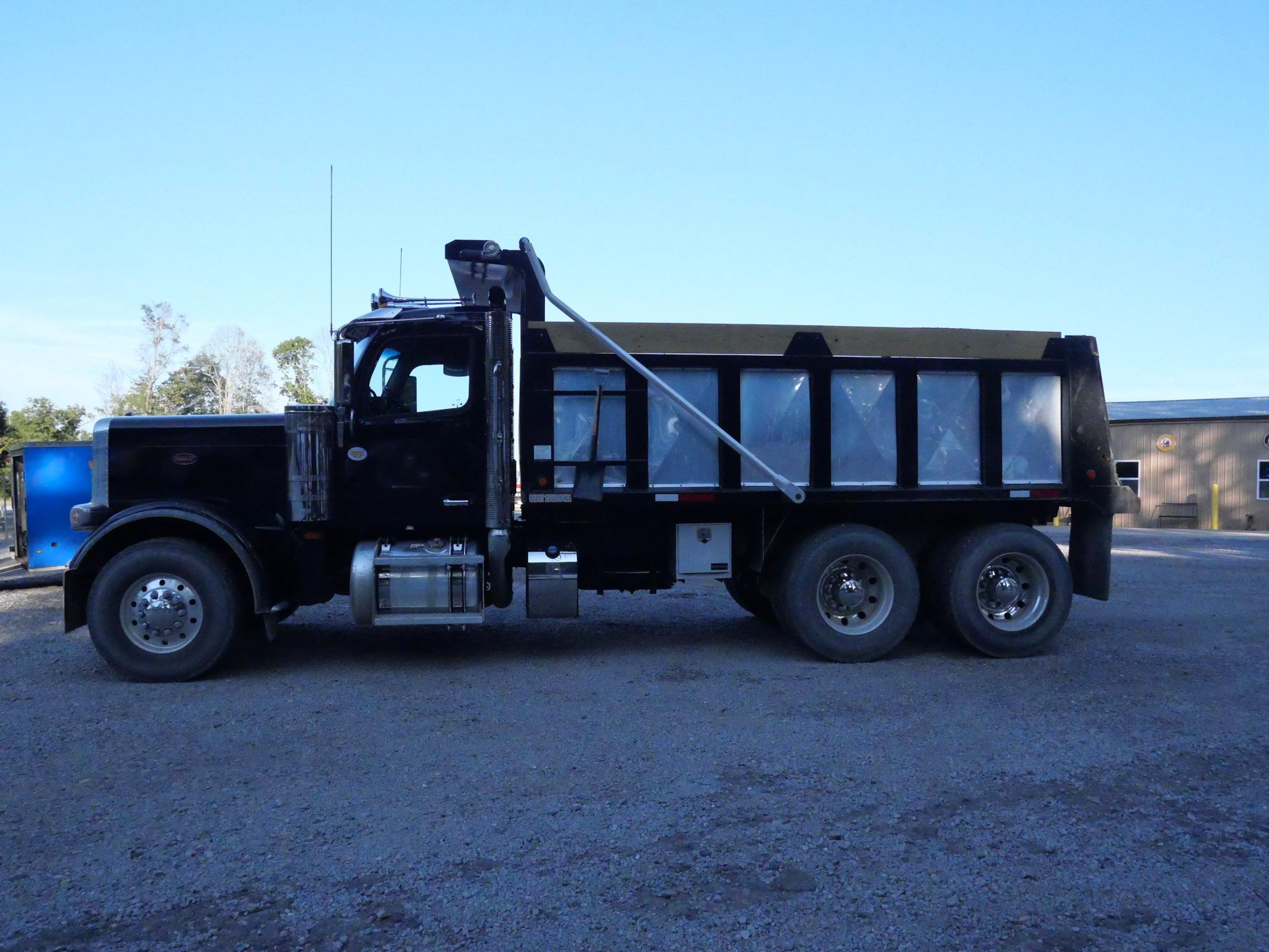 2025 Peterbilt 589 Dump Truck (G117) - image 7