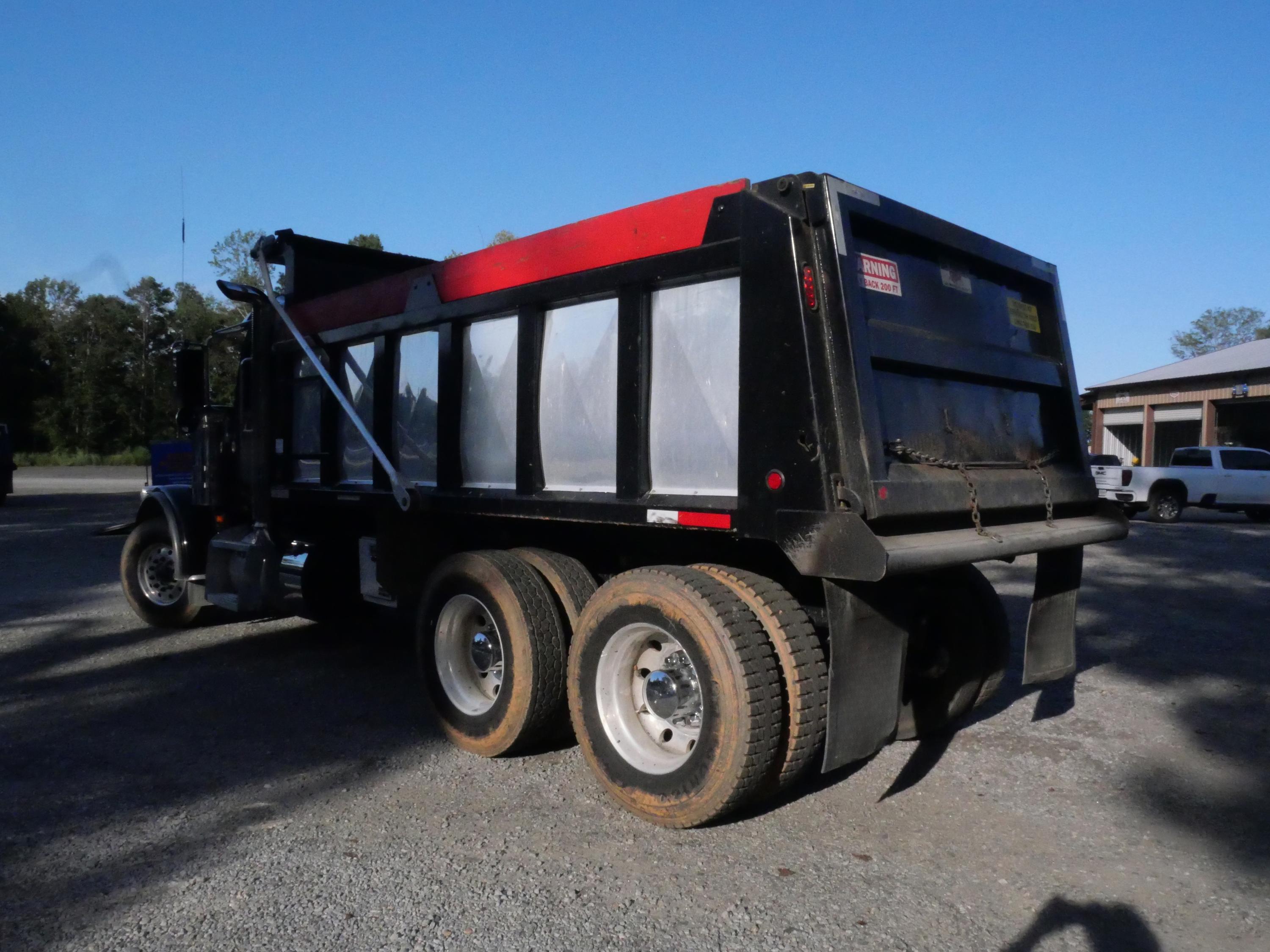 2025 Peterbilt 589 Dump Truck (G113) - image 7