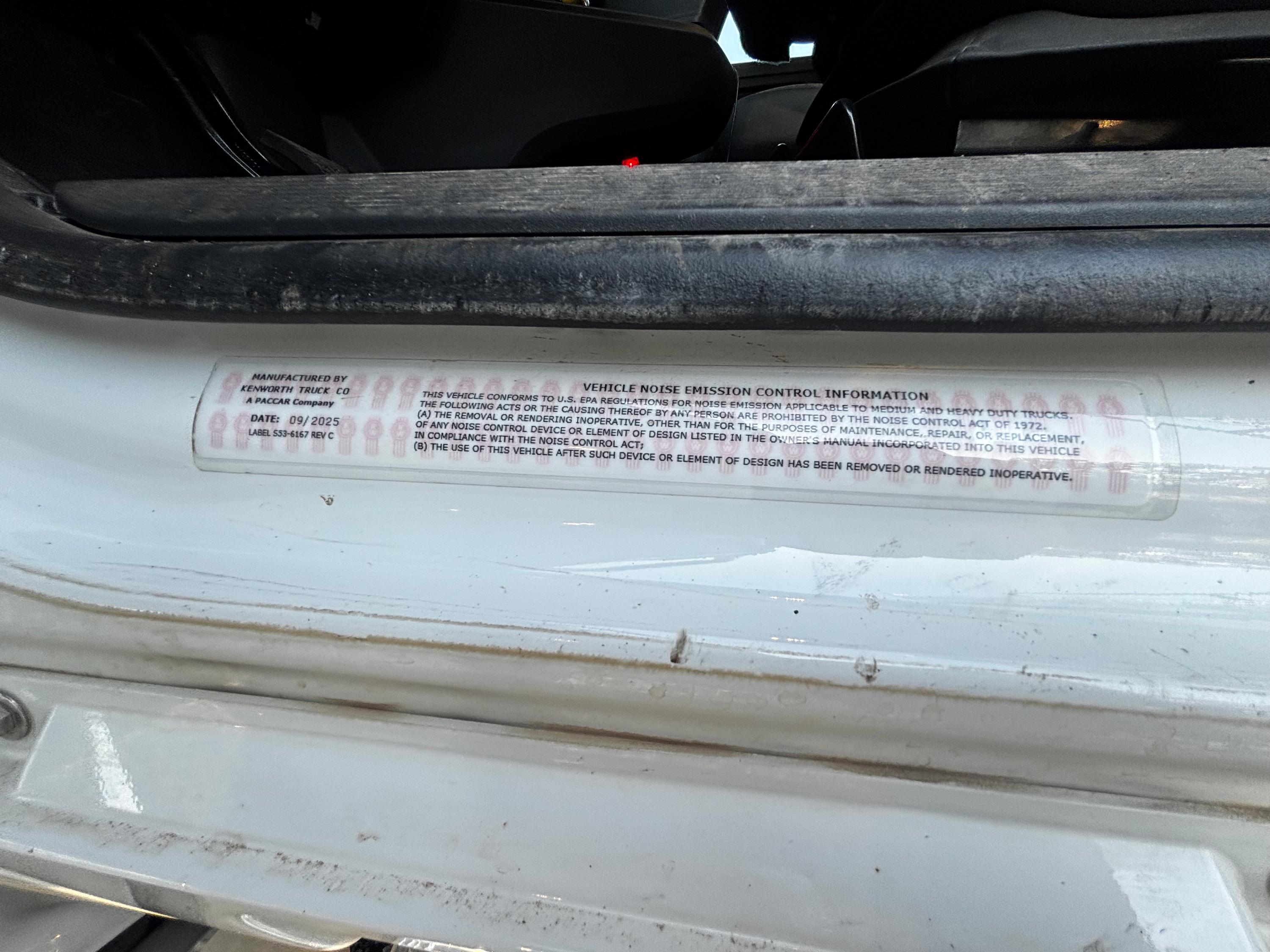 2026 Kenworth T880 Dump Truck (G107) - image 32