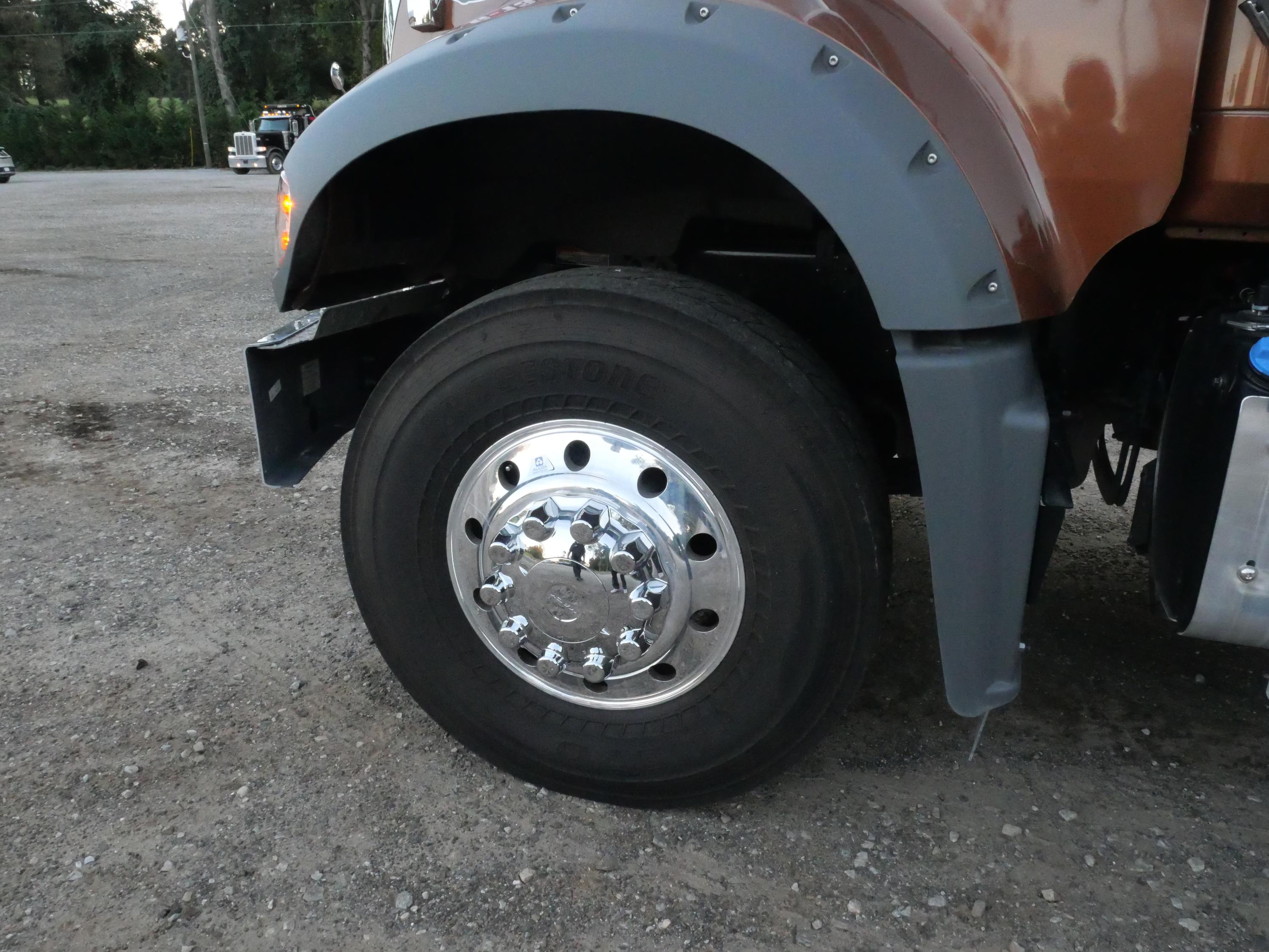 2027 Mack 64F Spreader (G131) - image 24