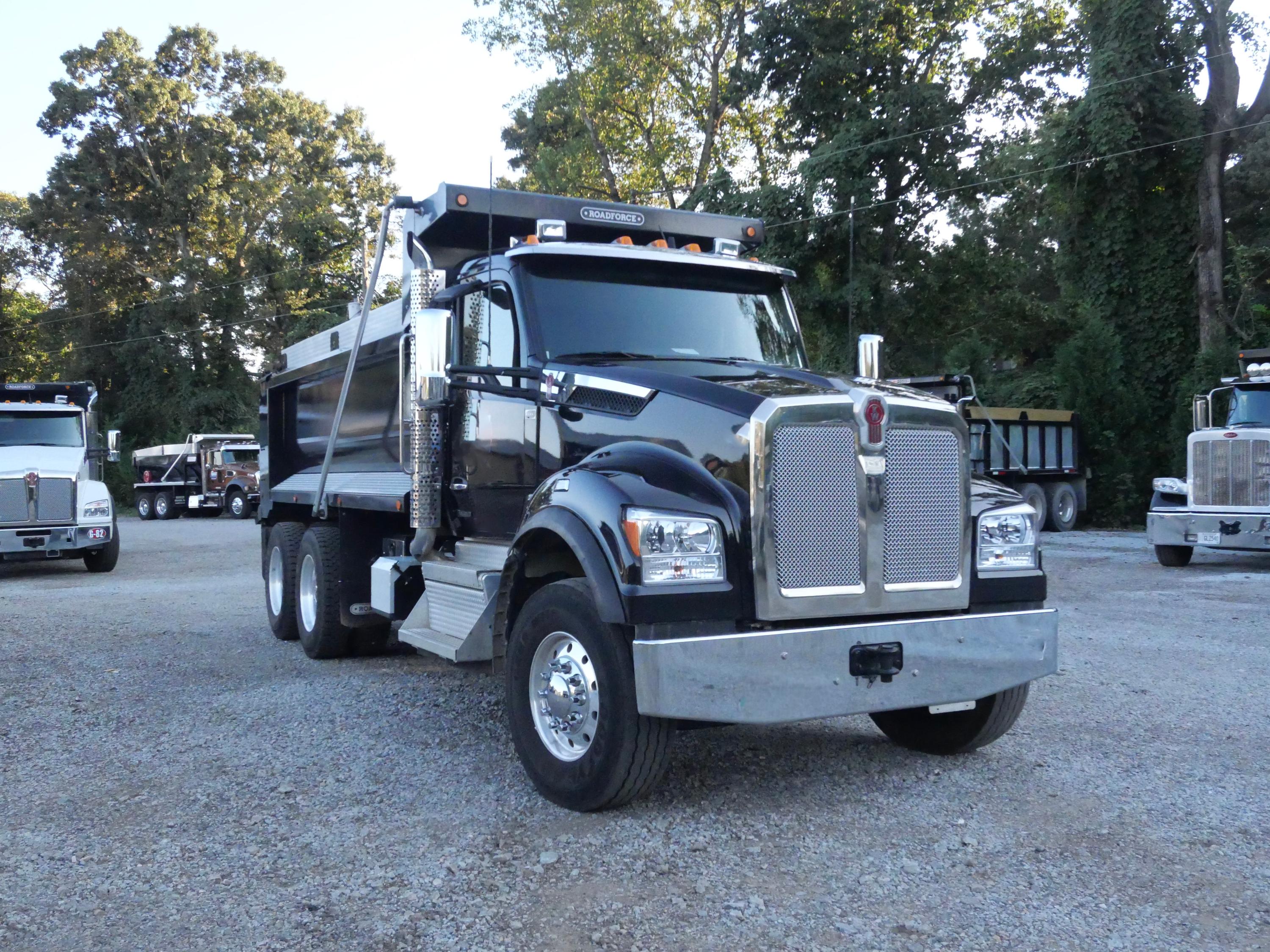 2026 Kenworth T880S PH Dump Truck (G102) - image 1