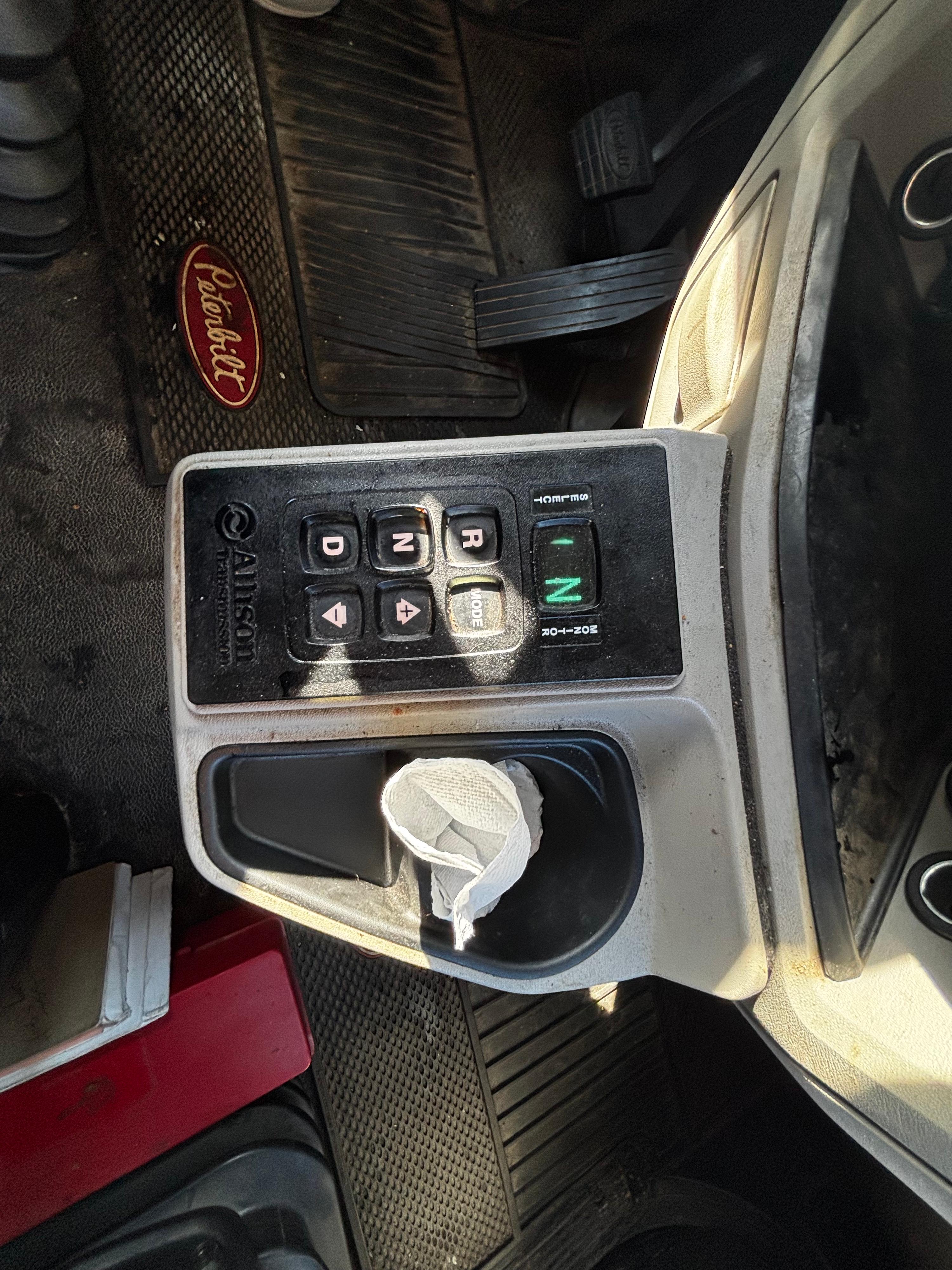2025 Peterbilt 589 Dump Truck (G114) - image 14