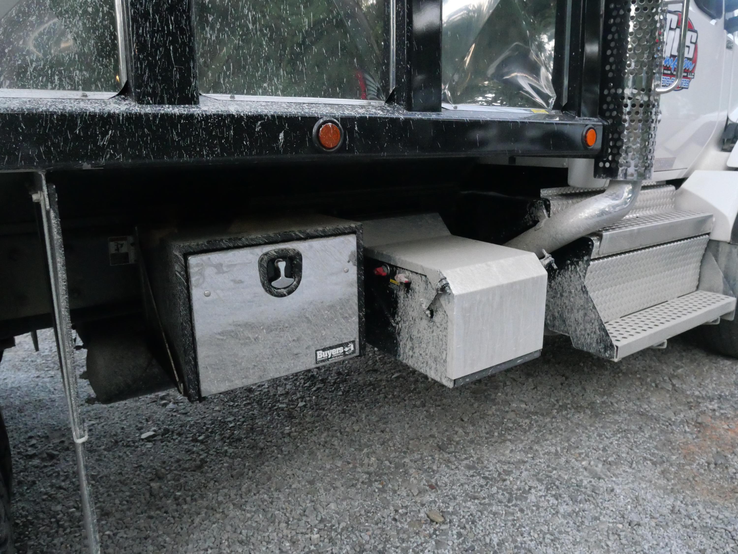 2026 Kenworth T880 Dump Truck (G83) - image 29