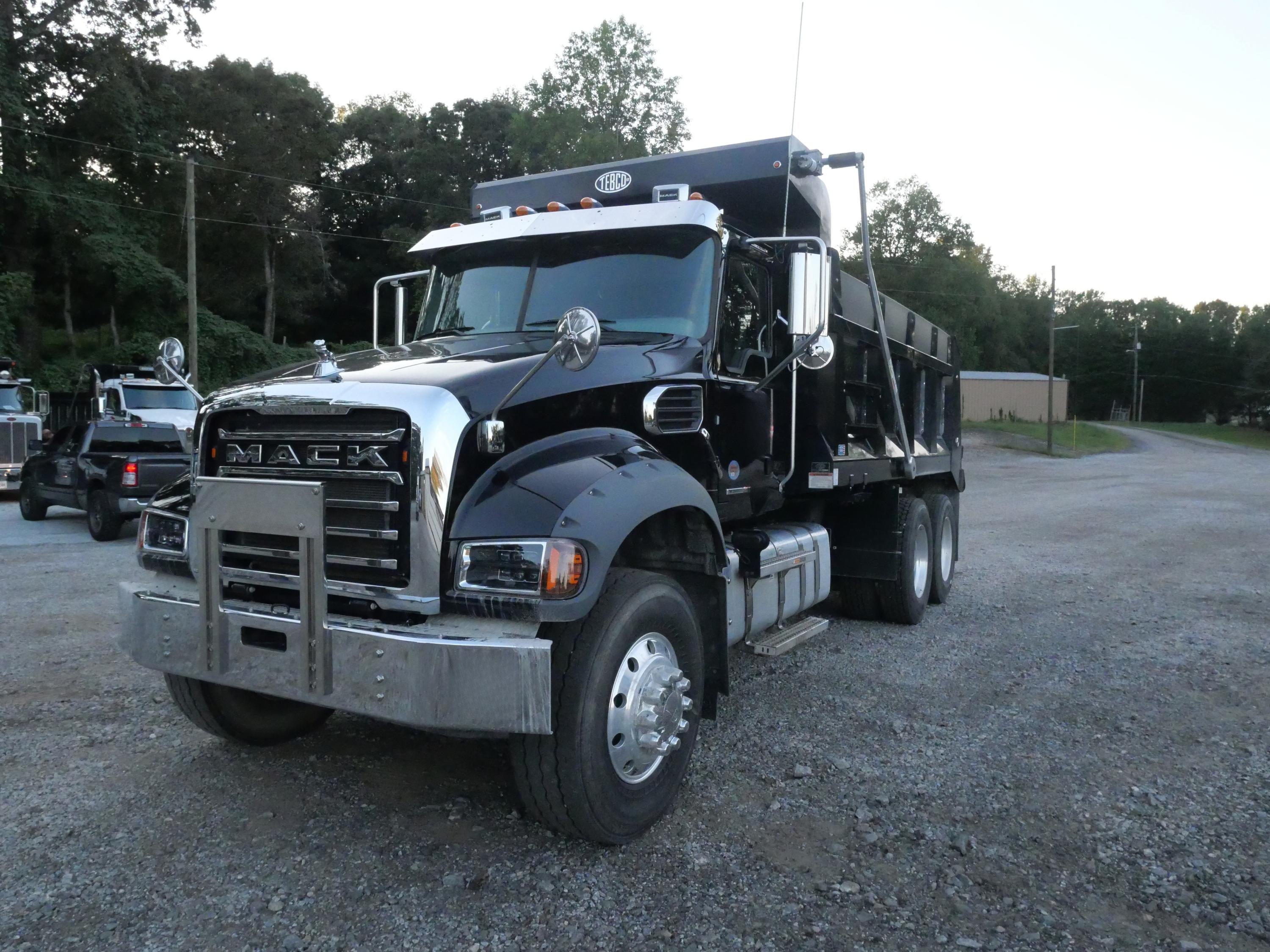 2026 Mack 64FR Dump Truck (G129) - image 3