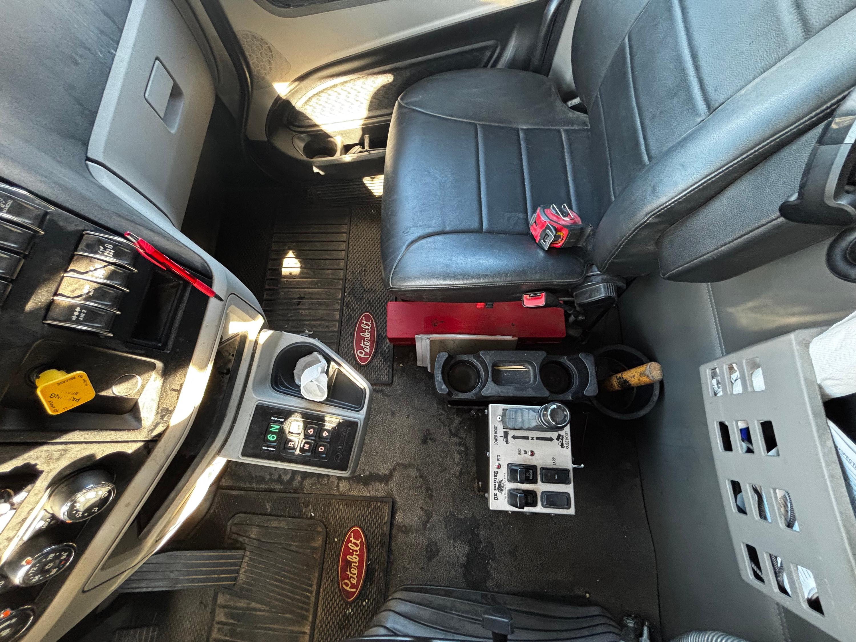 2025 Peterbilt 589 Dump Truck (G114) - image 11