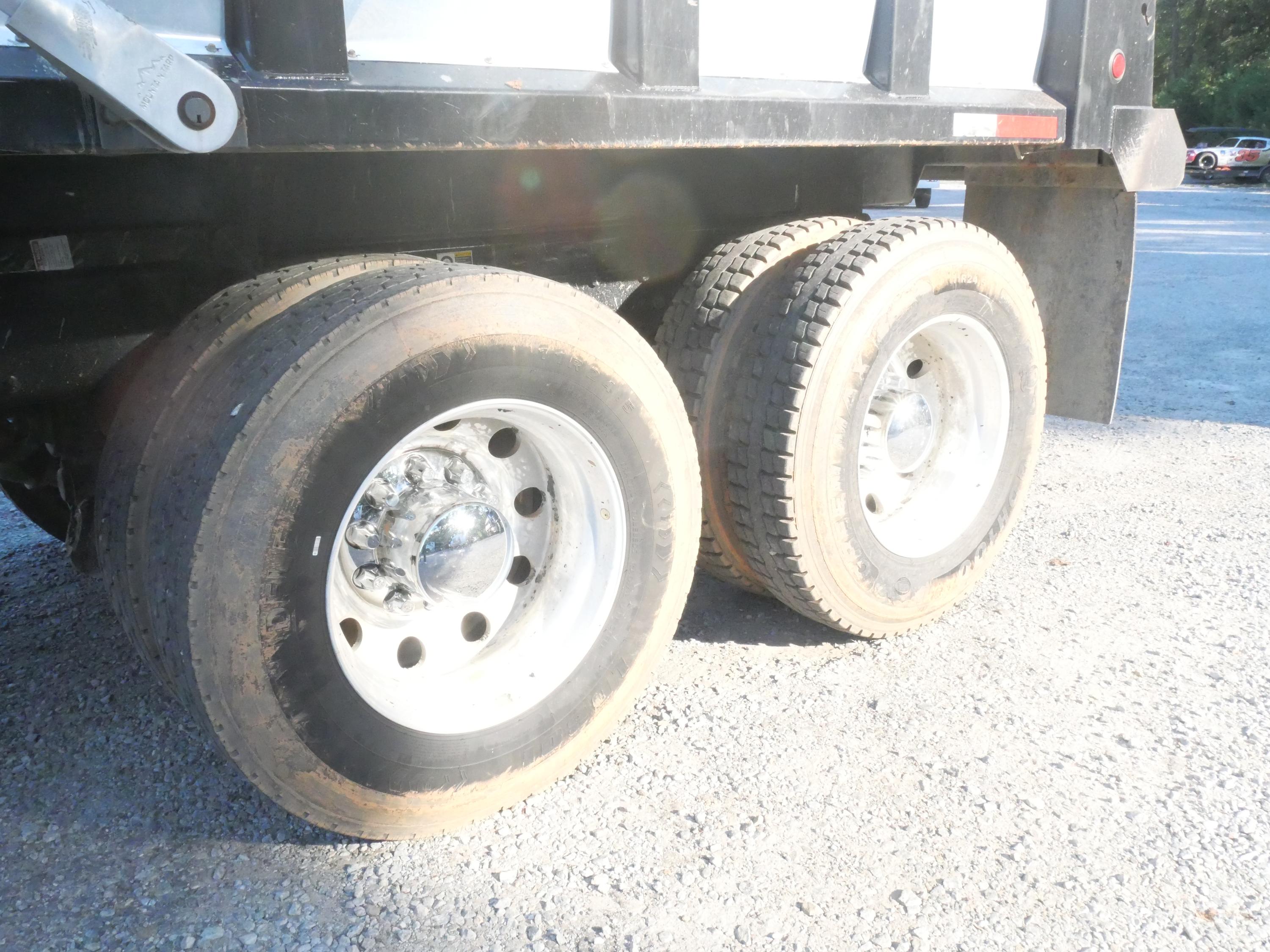 2025 Peterbilt 589 Dump Truck (G113) - image 21