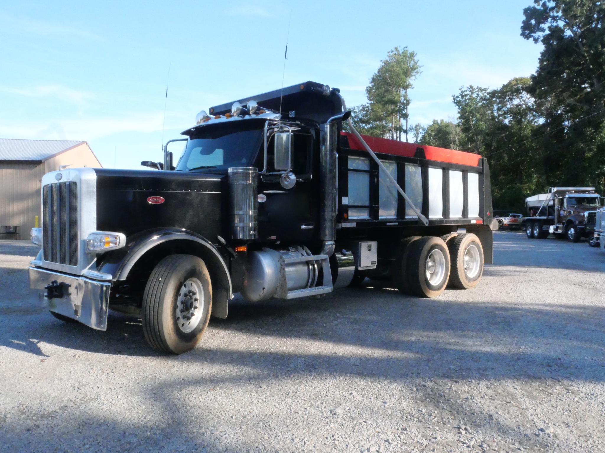 2025 Peterbilt 589 Dump Truck (G113) - image 2