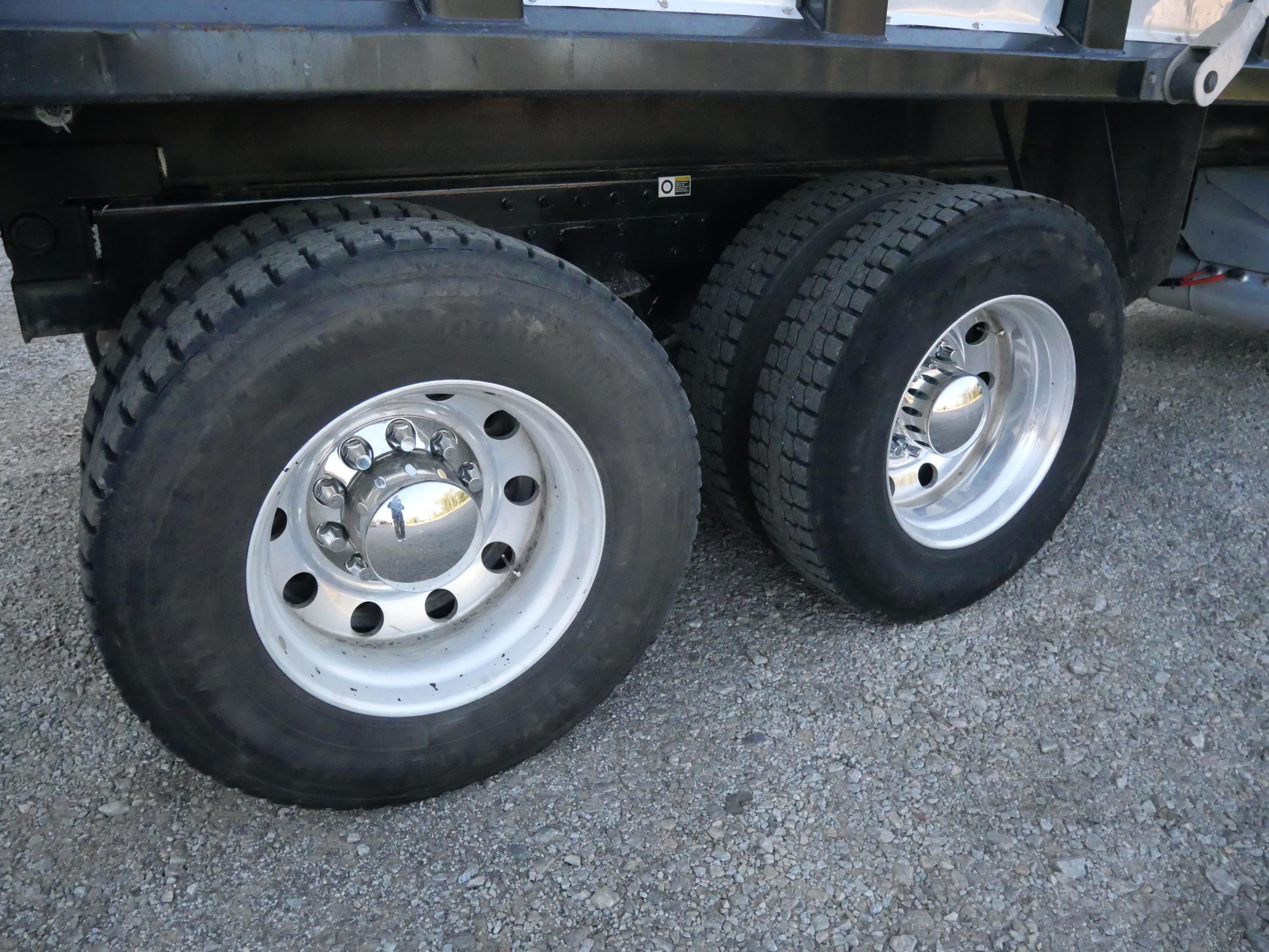 2025 Peterbilt 589 Dump Truck (G112) - image 11
