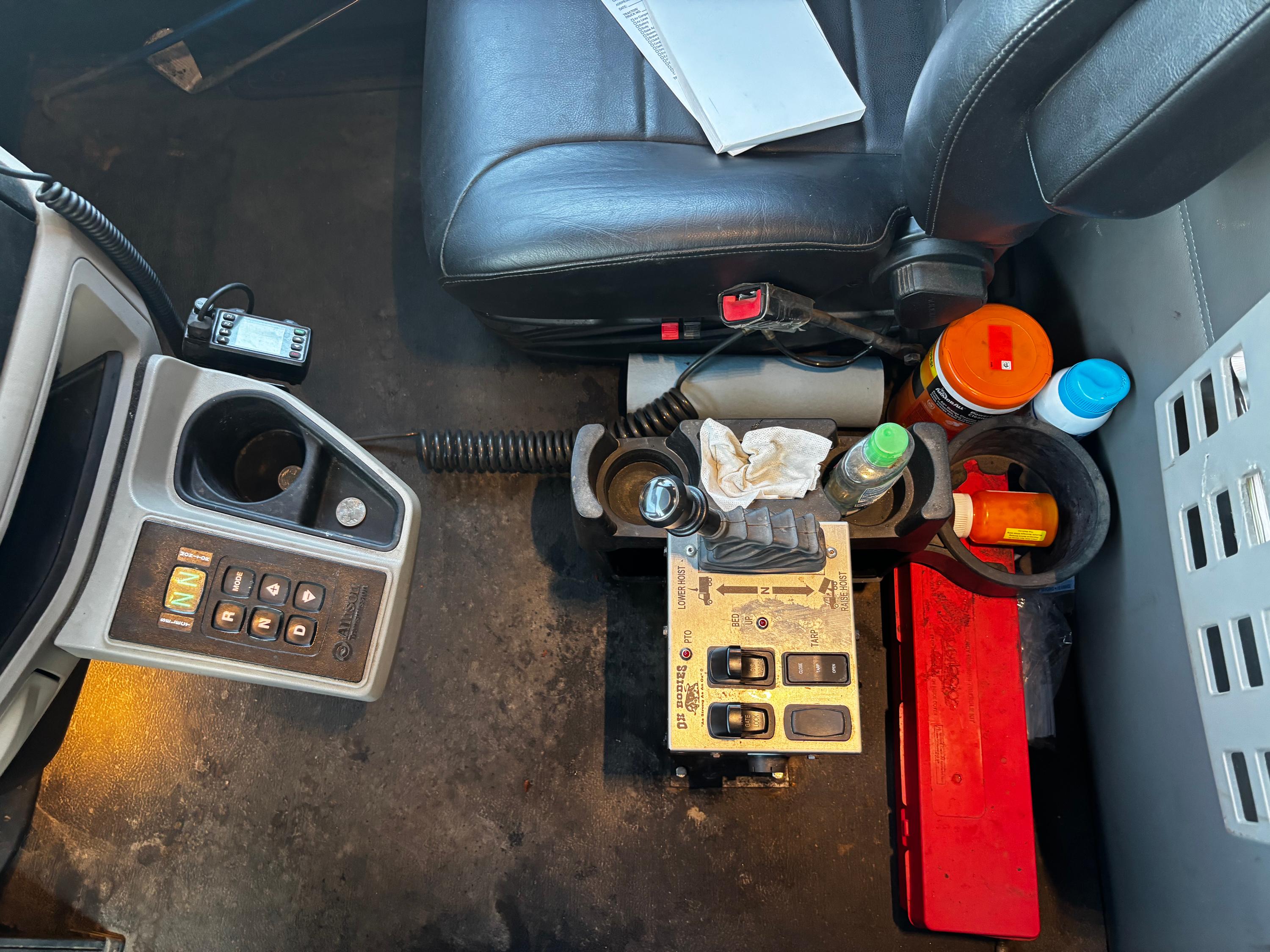2025 Peterbilt 589 Dump Truck (G117) - image 16