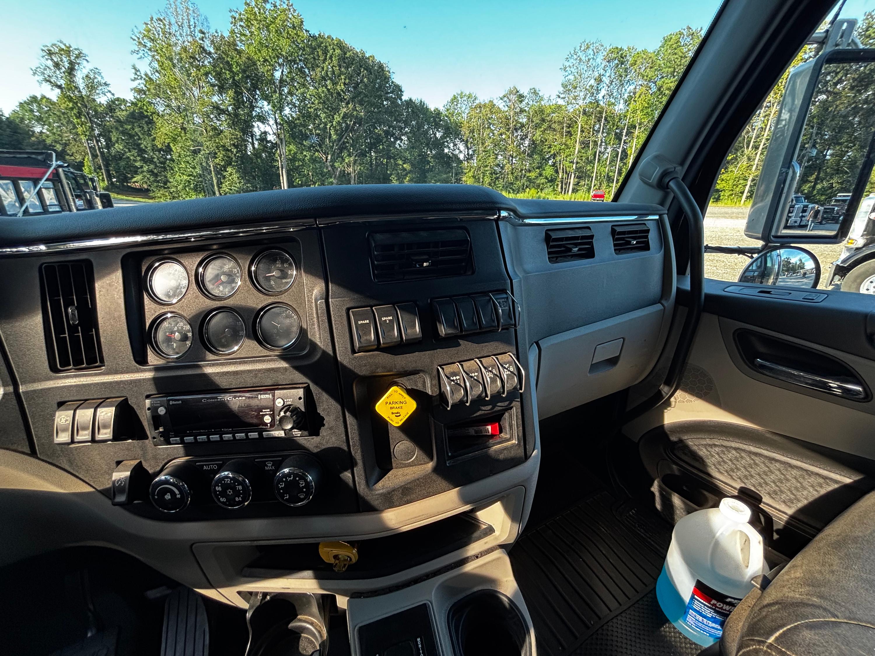 2025 Peterbilt 589 Dump Truck (G111) - image 10