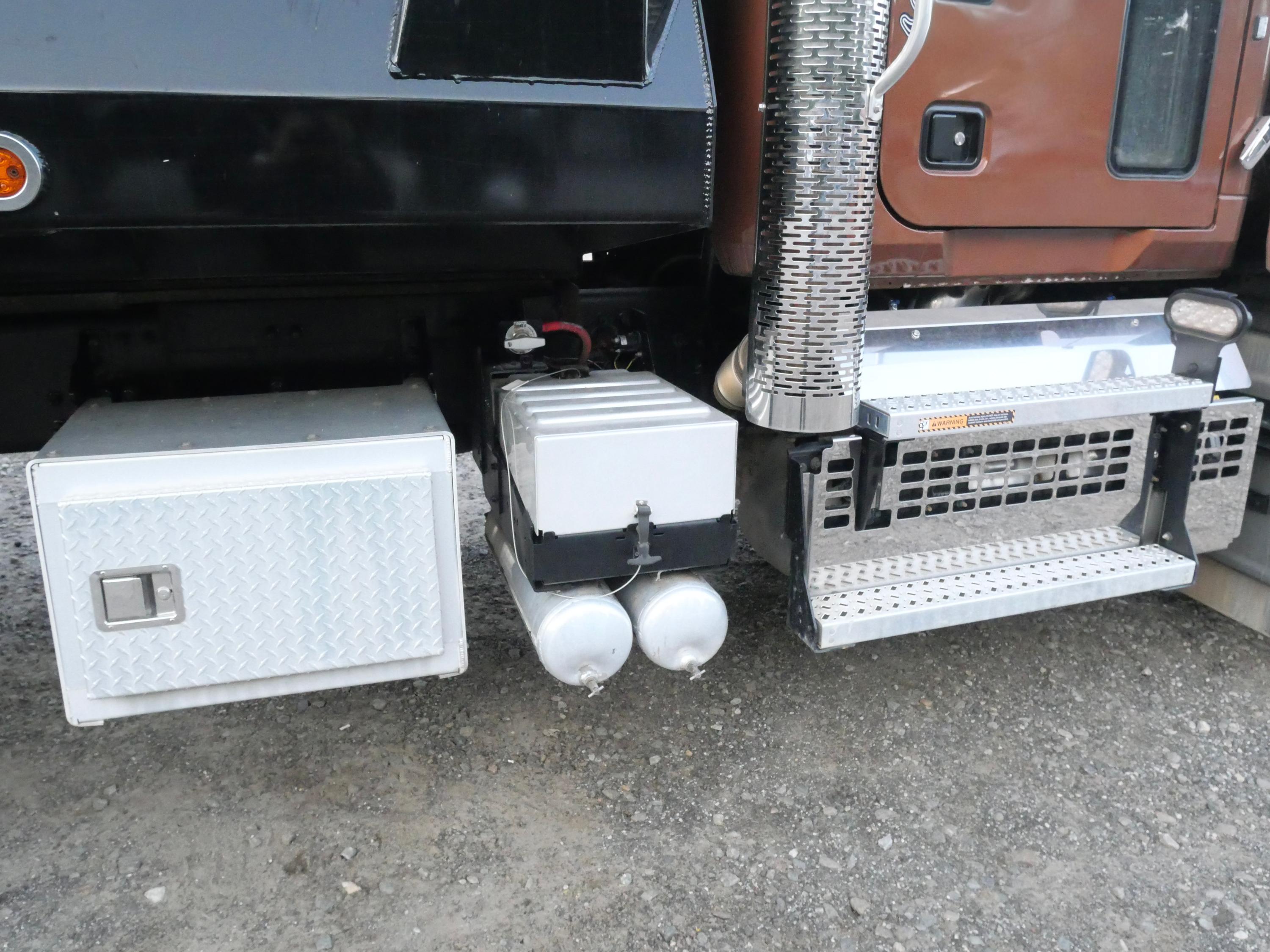 2026 Mack 64FR Dump Truck (G128) - image 28