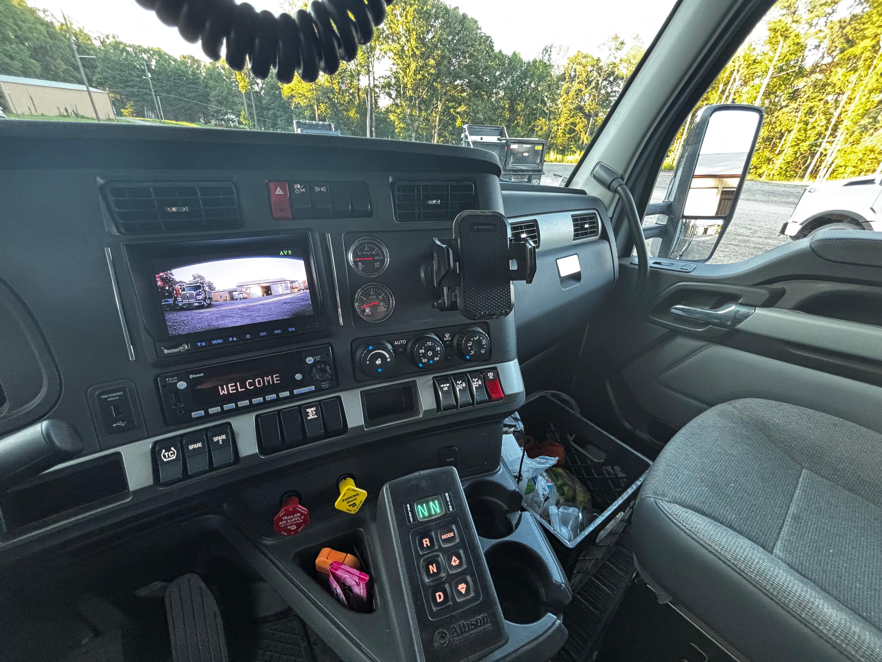 2026 Kenworth T880S PH Dump Truck (G100) - image 8