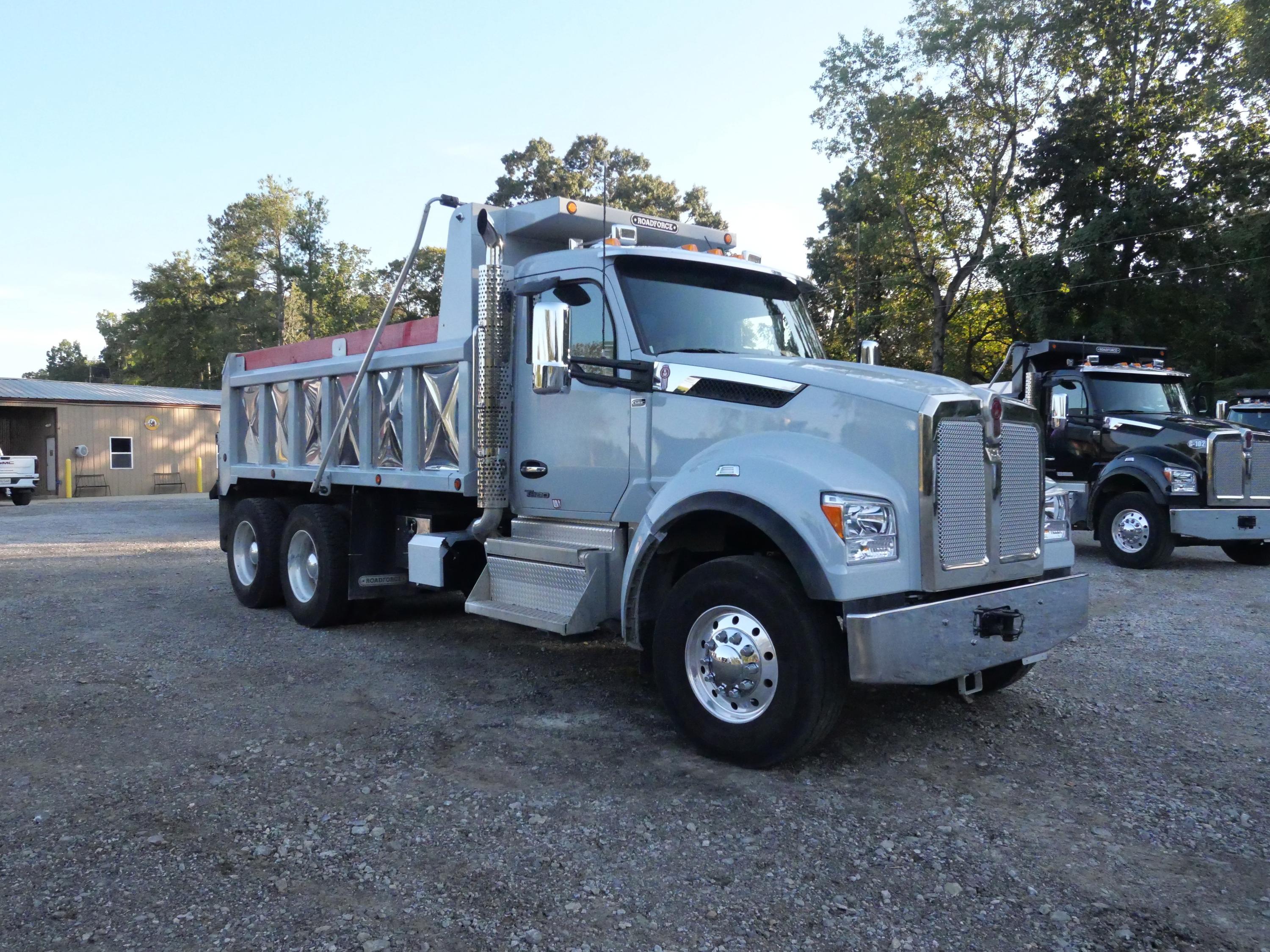 2026 Kenworth T880S PH Dump Truck (G100) - image 1