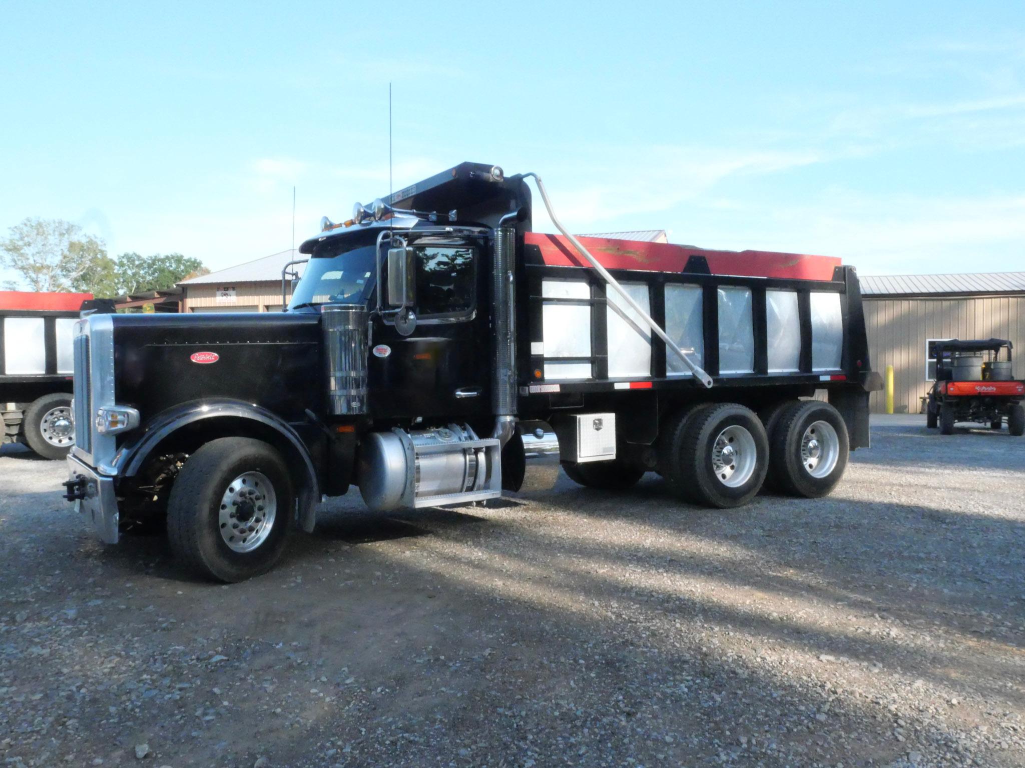 2025 Peterbilt 589 Dump Truck (G115) - image 2