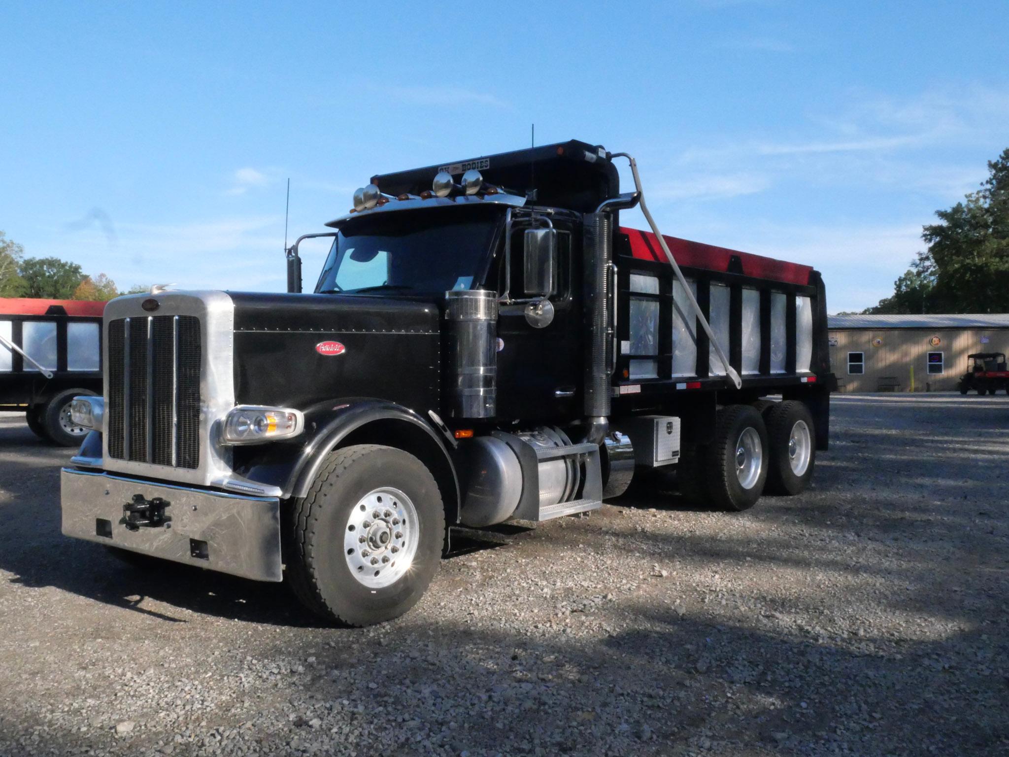 2025 Peterbilt 589 Dump Truck (G116) - image 18
