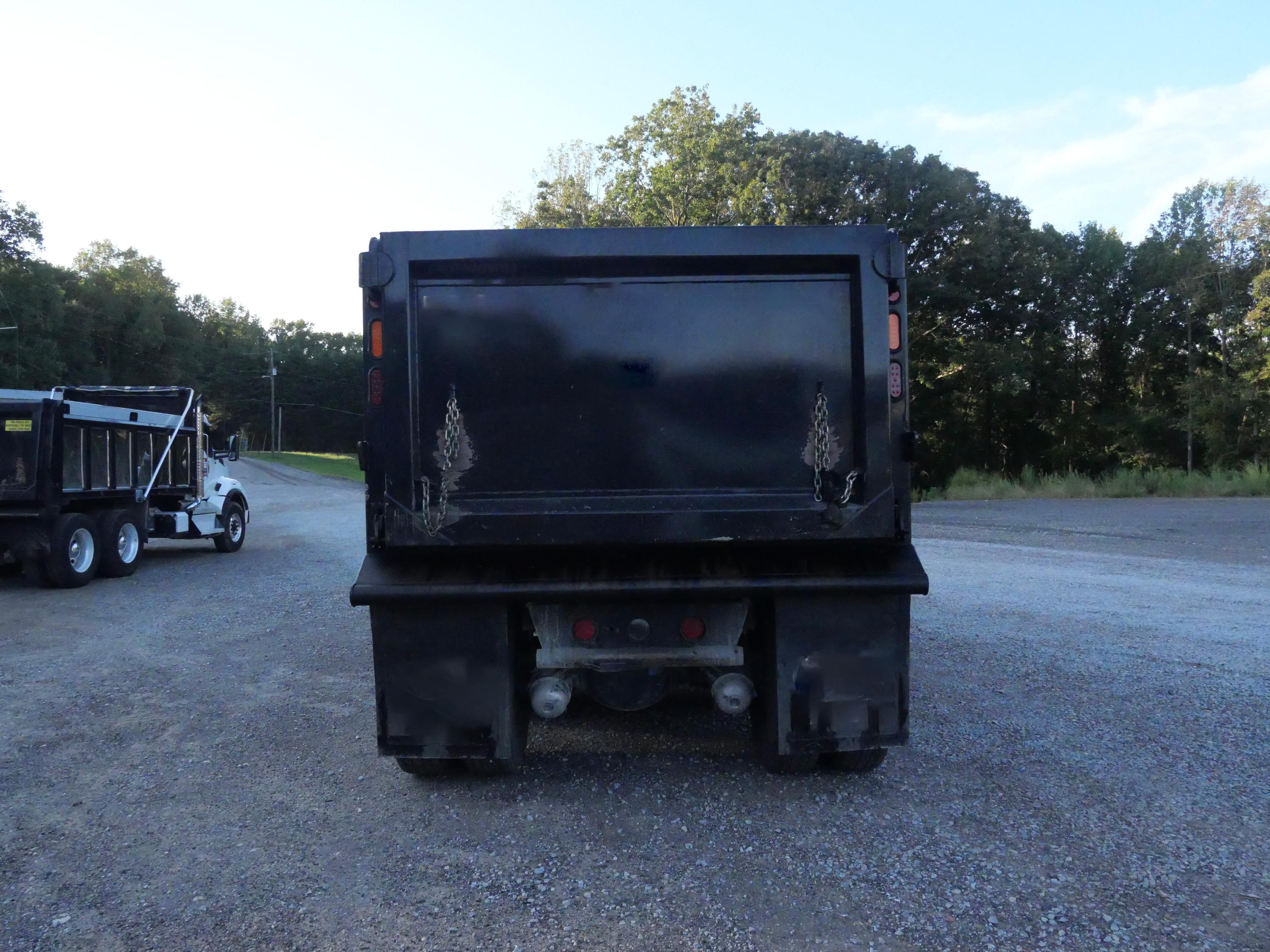 2026 Kenworth T880 Dump Truck (G97) - image 10