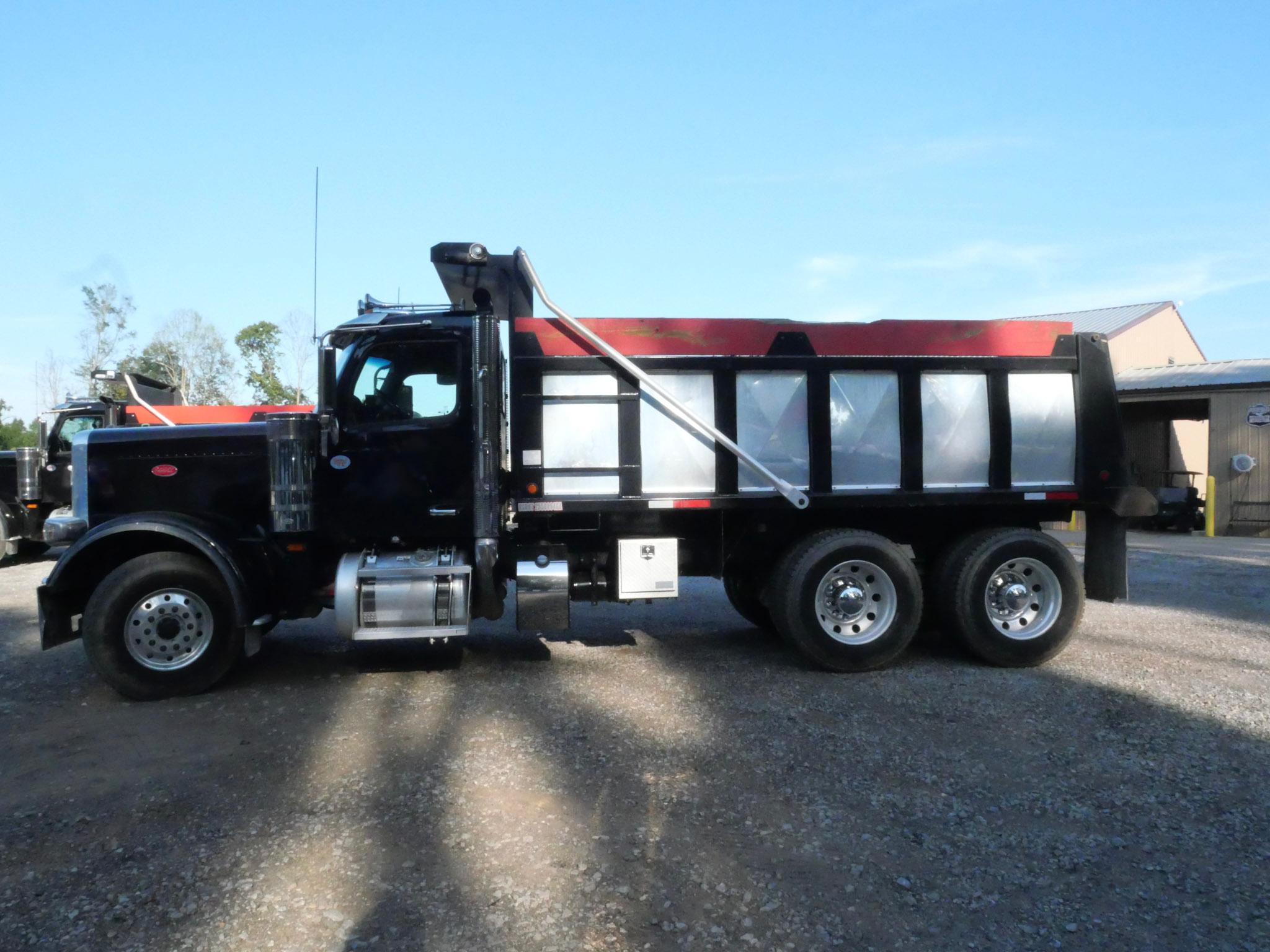 2025 Peterbilt 589 Dump Truck (G115) - image 4