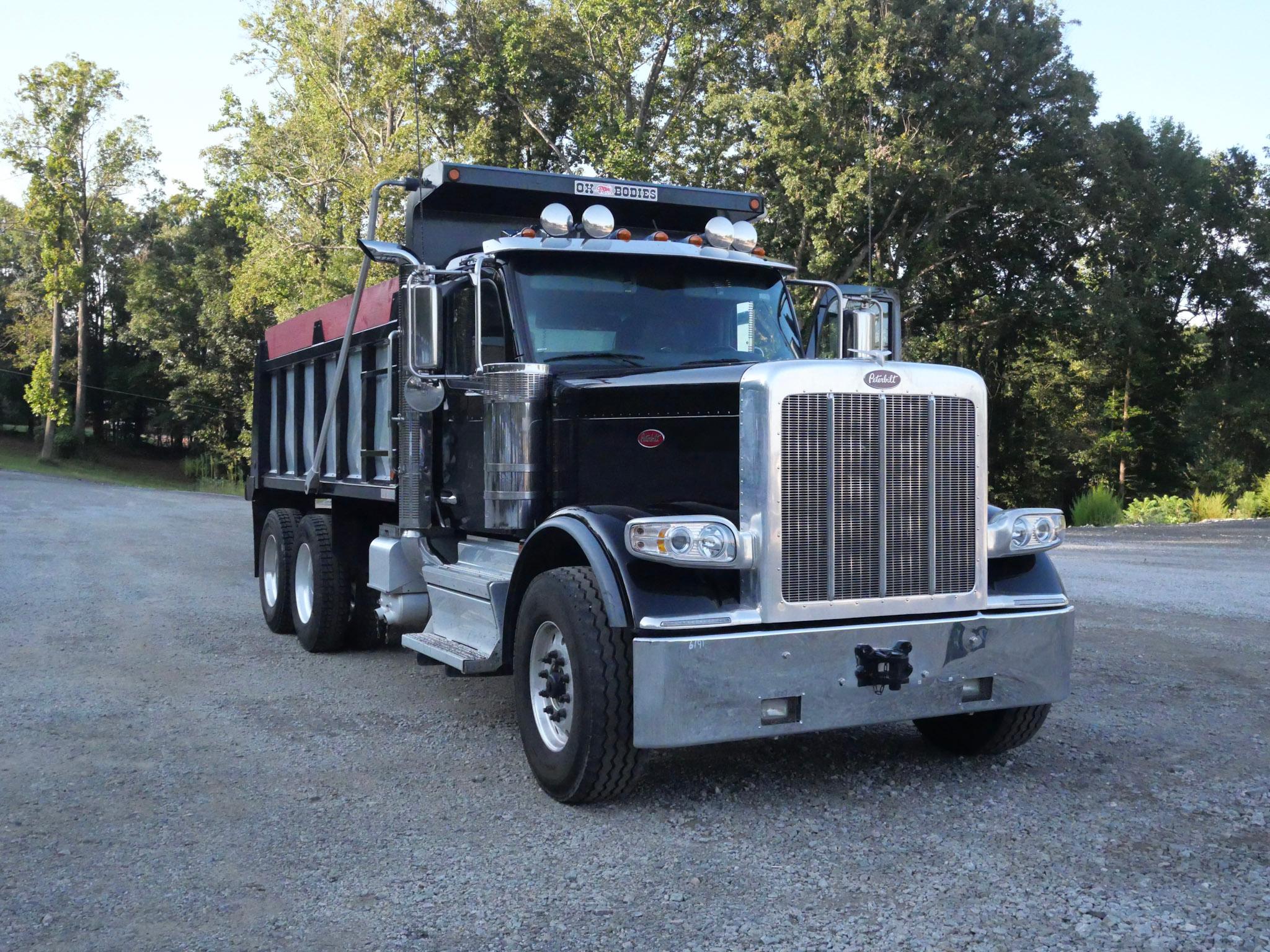 2025 Peterbilt 589 Dump Truck (G121) - image 1