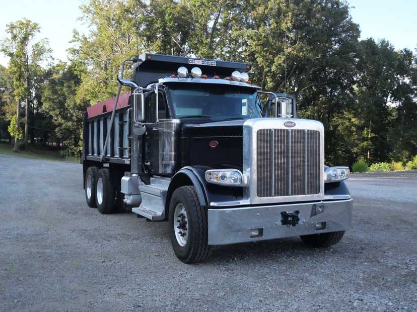 2025 Peterbilt 589 Dump Truck (G121)
