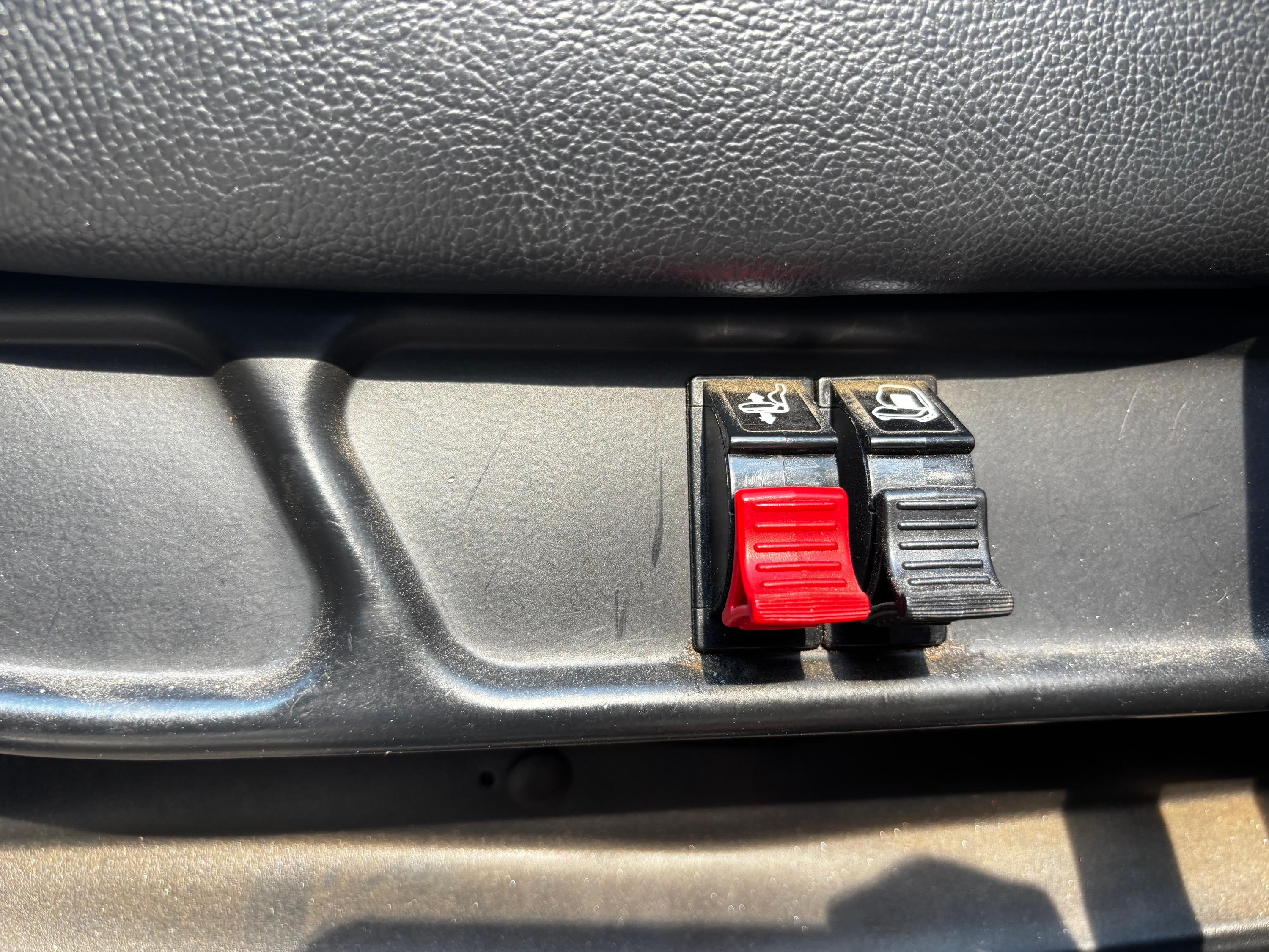 2025 Peterbilt 589 Dump Truck (G116) - image 7