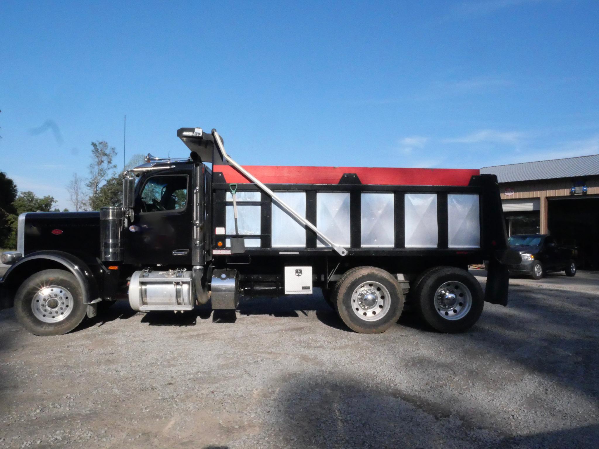 2025 Peterbilt 589 Dump Truck (G114) - image 5