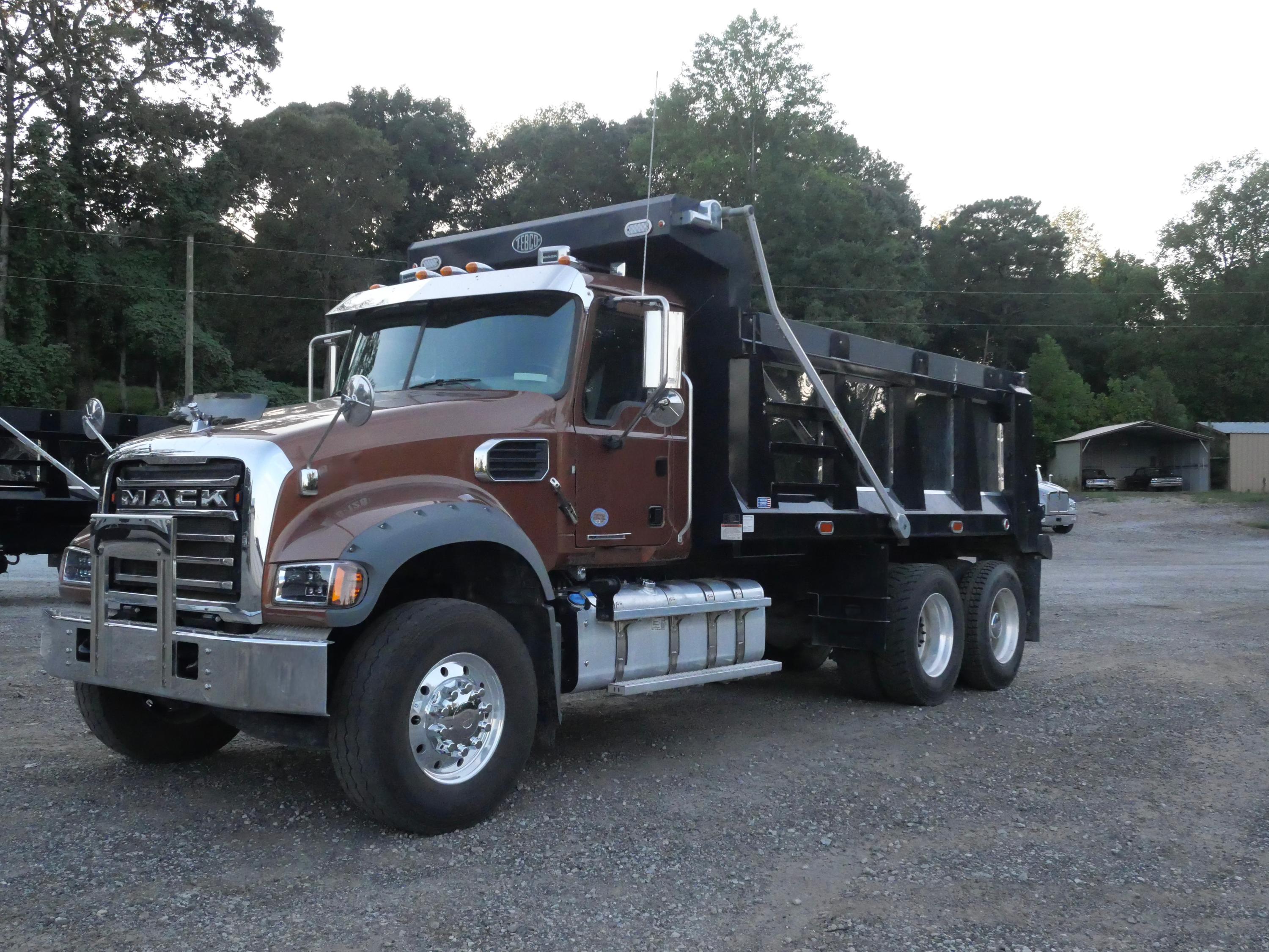 2026 Mack 64FR Dump Truck (G128) - image 3
