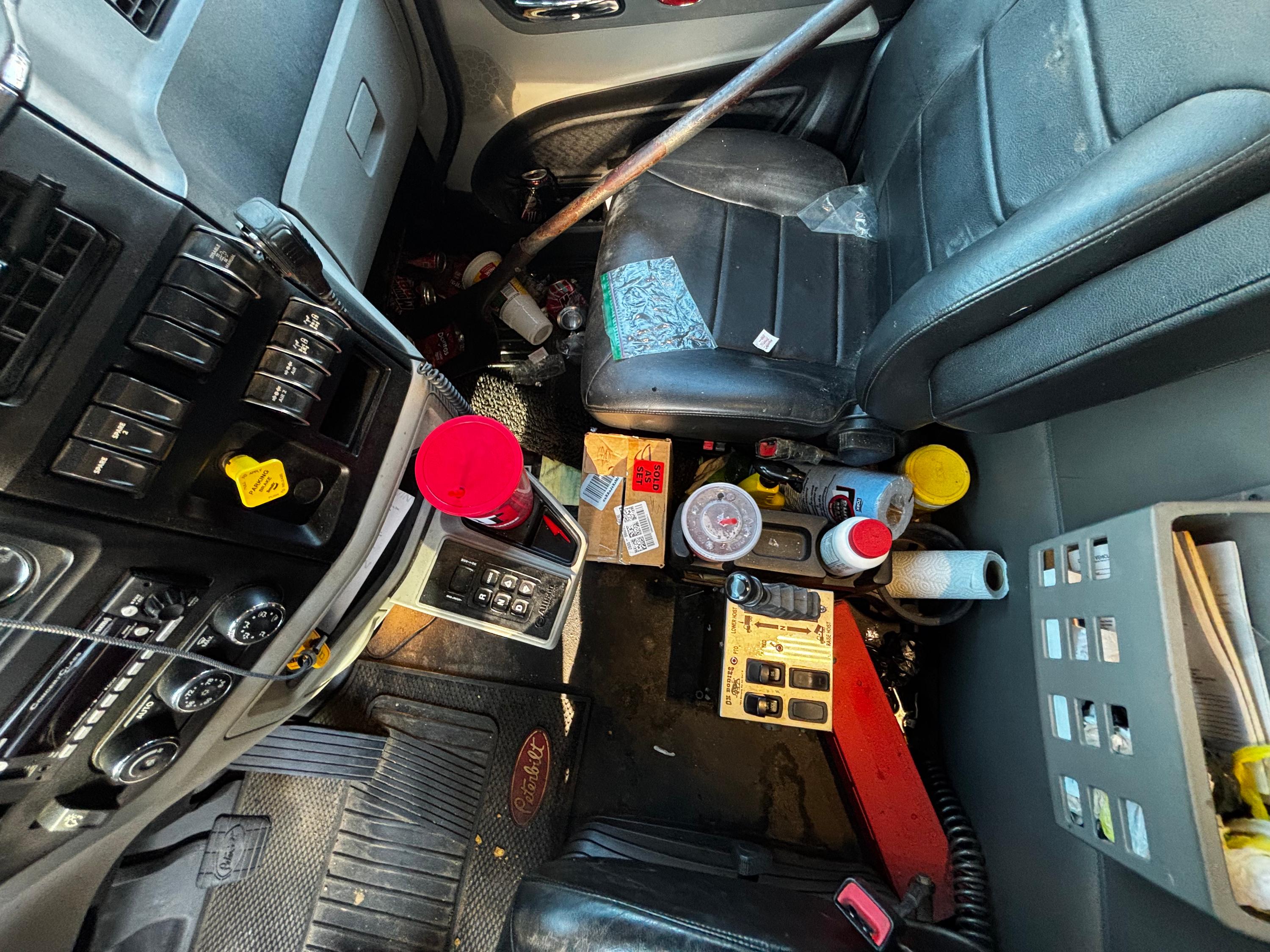 2025 Peterbilt 589 Dump Truck (G116) - image 6