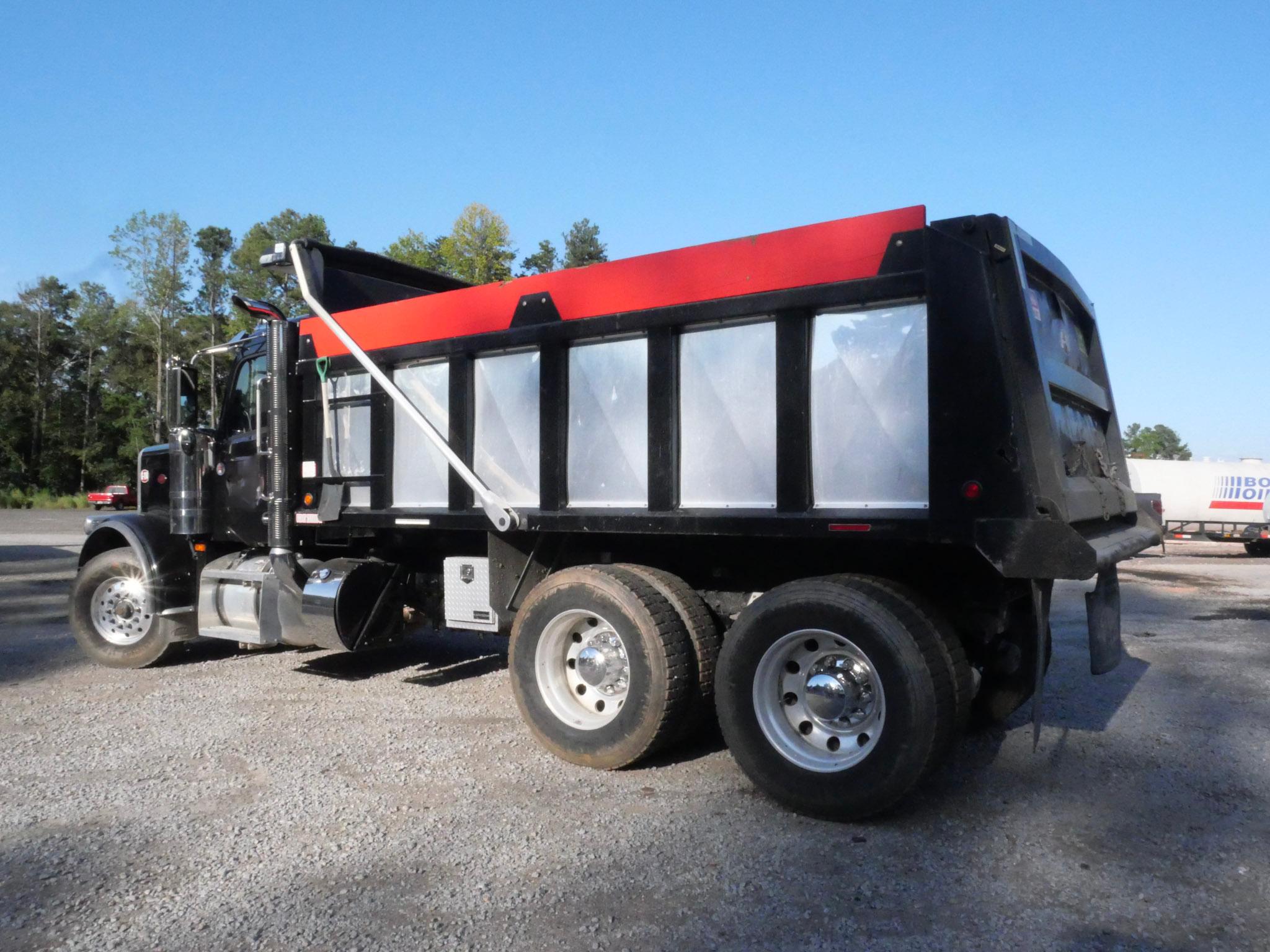 2025 Peterbilt 589 Dump Truck (G114) - image 7