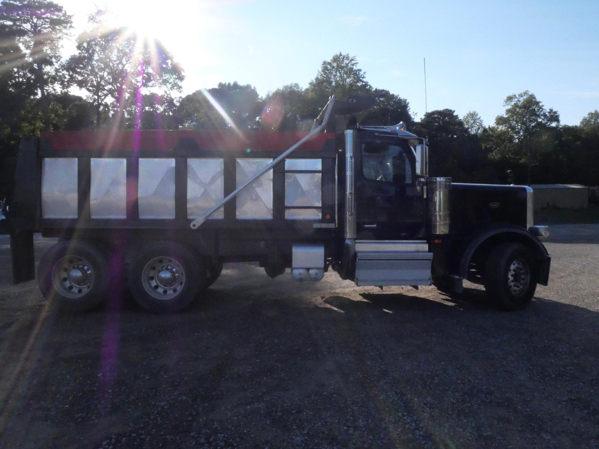 2025 Peterbilt 589 Dump Truck (G110) - image 5